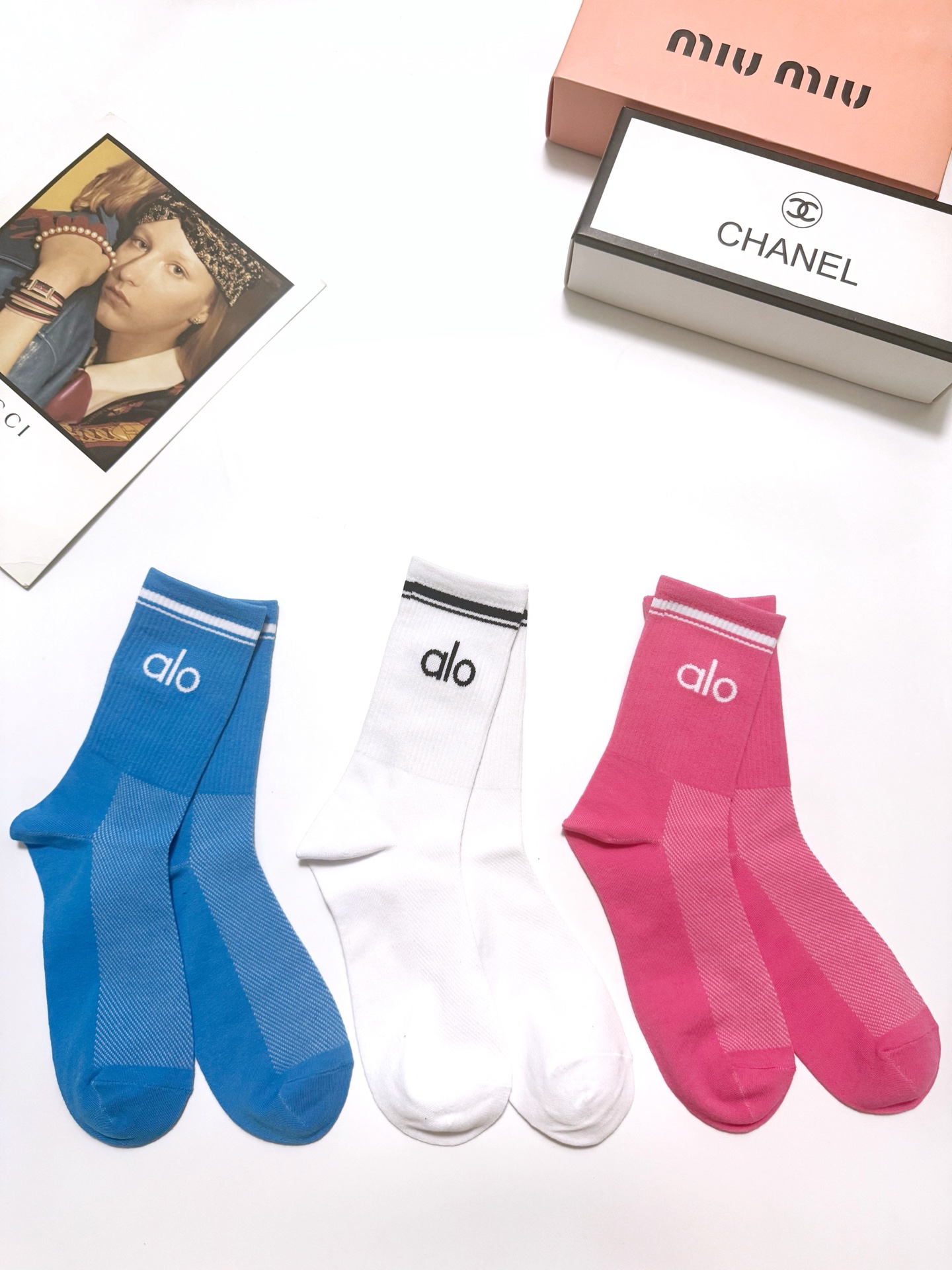 NO:299578,Packaging [one box 3 pairs] alo classic letter logo pure cotton mid-tube socks, ins super popular calf socks, pure cotton fabric, must-have for trendy people, classic color matching, personalized and fashionable versatile style, you deserve socks, socks19860909配包装【一盒3双】  alo 经典字母logo 纯棉中筒袜,ins超火爆小腿短袜,纯棉面料,潮人必备 ,经典配色 个性时尚百搭款,你值得拥有哦袜子,袜子,socks,accessory
