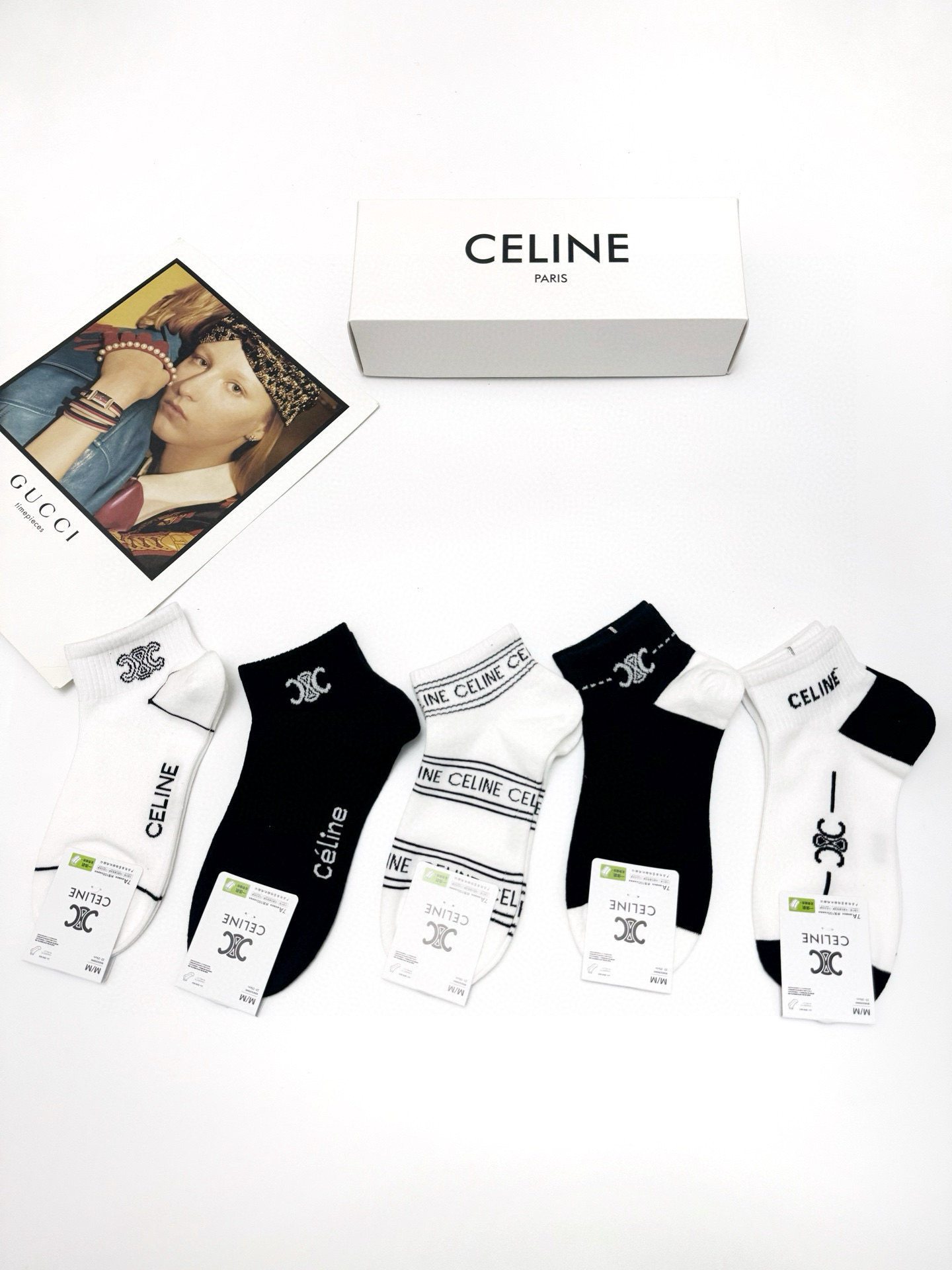  配包装
🌟【一盒5 双】
🌟Celine 赛琳 经典字母 logo短袜  ！纯棉面料软糯亲肤！
🌟i