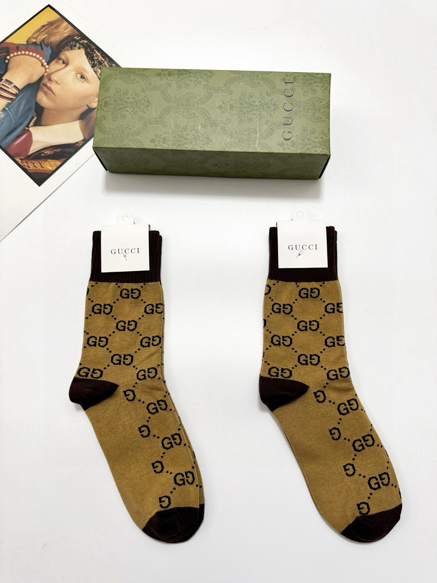 NO:300283,Packaging [one box 2 pairs] Gucci Gucci hot pure cotton mid-tube socks pure cotton material, breathable and comfortable, super perfect color matching, classic style, simultaneous sale of counters, must-have for trendy people, versatile colors Socks, stockings, socks, gucci, socks19860909配包装【一盒2双】 Gucci 古奇 爆款纯棉 中筒袜 纯棉材质,透气舒适,超完美配色 ,款式经典,专柜同步发售,潮人必备,颜色百搭 袜子,丝袜,袜子,gucci,socks,accessory