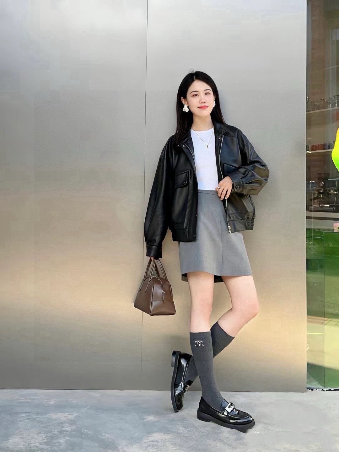    配包装
🌟【一盒一双】
🌟Chanel 香奈儿 经典双C字母logo纯棉长筒袜  小腿袜
🌟ins