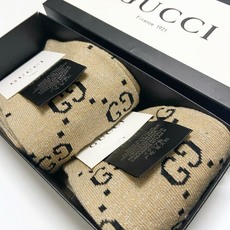 配包装🌟【一盒2 双】🌟Gucci 古奇 爆款金银丝长筒袜 中筒袜,超级火爆小腿袜。双针针织混纺金银丝材 配包装🌟【一盒2 双】🌟Gucci 古奇 爆款金银丝长筒袜 中筒袜,超级火爆小腿袜。双针针织混纺金银丝材