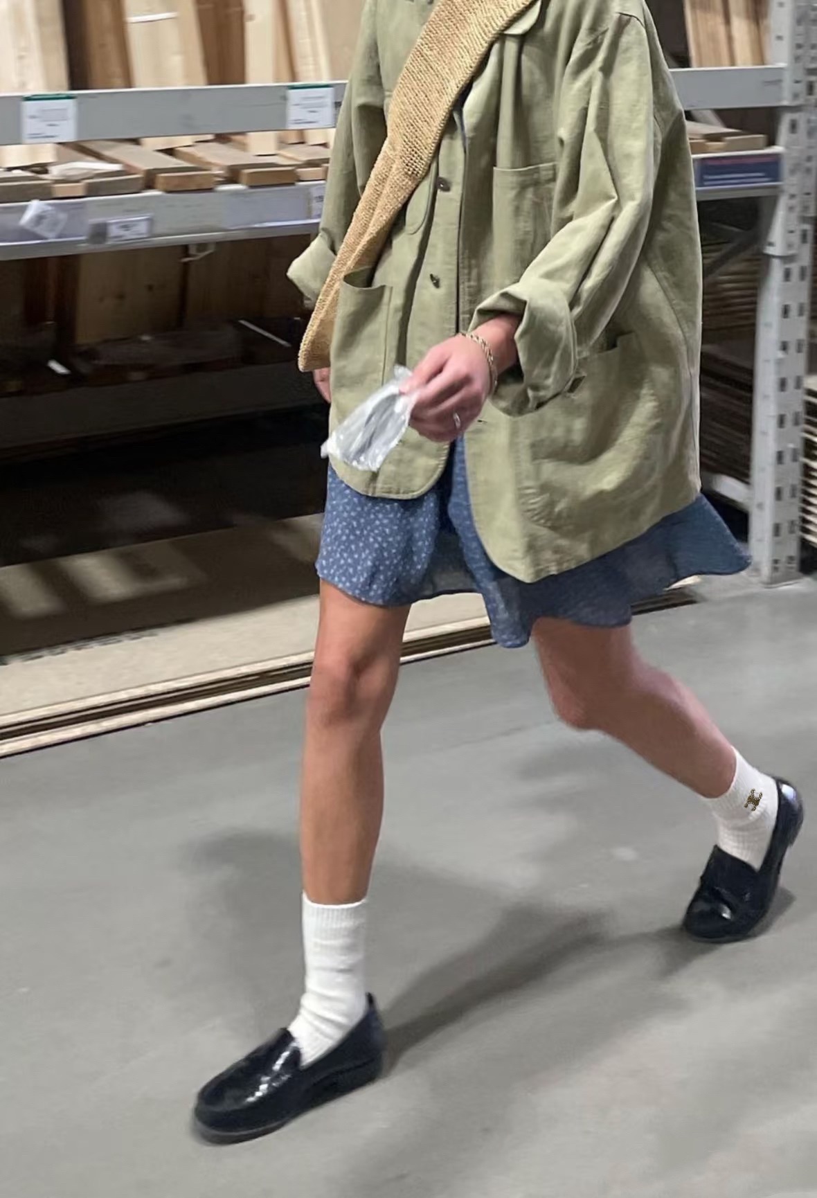 NO:355435,Packaging [one box 3 pairs] Celine Classic letter logo Pure cotton mid-tube socks ins are super popular and popular, exquisite fabric, must-have for trendy people, classic color matching Personalized and fashionable versatile style, you deserve socks, stockings, socks, celine, celine, socks19860909配包装【一盒3双】 Celine 赛琳 经典字母logo 纯棉中筒袜 ins超火爆红人同款,精美 面料,潮人必备 ,经典配色 个性时尚百搭款,你值得拥有哦袜子,丝袜,袜子,celine,celine,socks,accessory