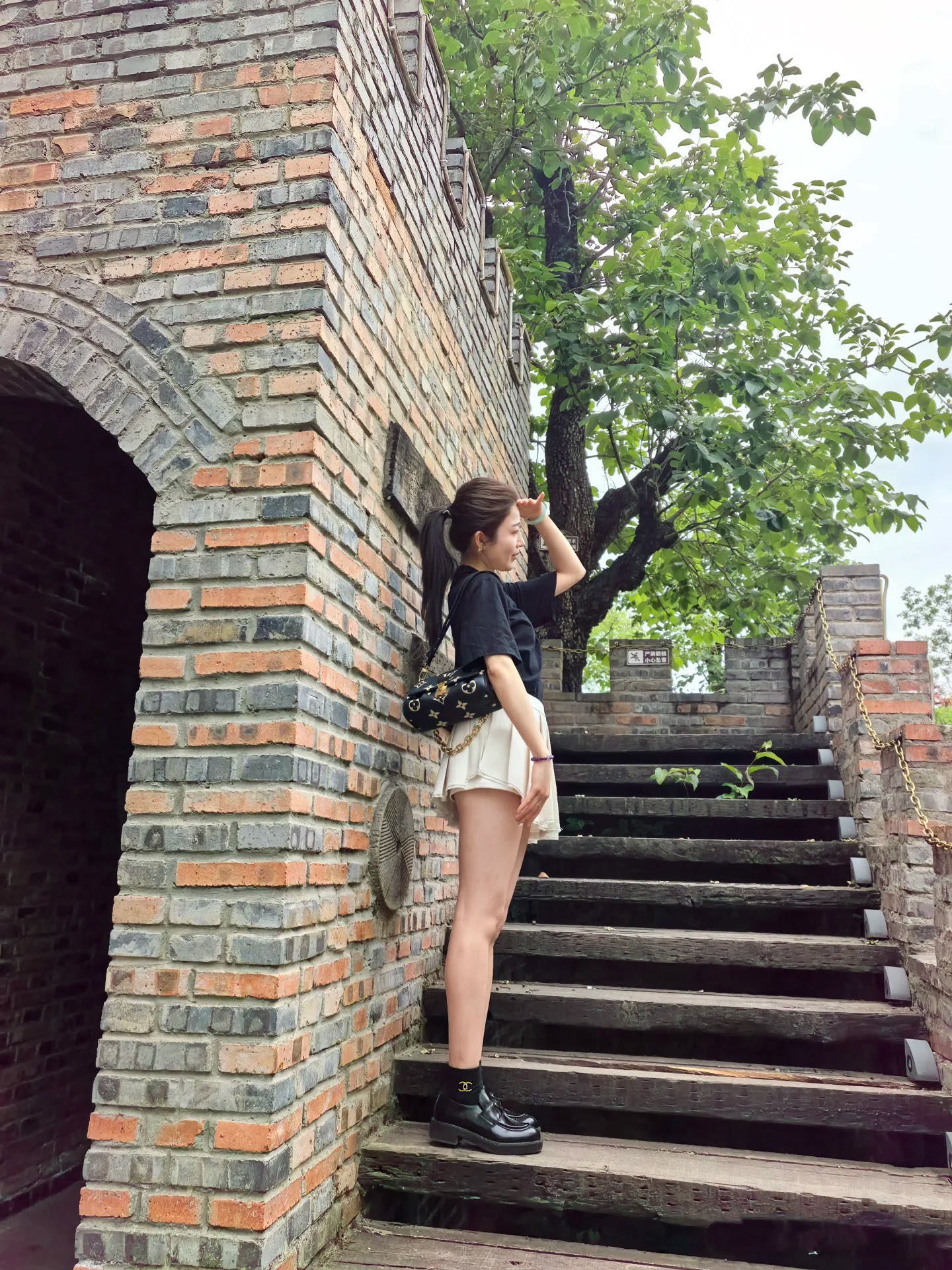  配包装
🌟【一盒3双】
 🌟Chanel 香奈儿 经典字母logo 纯棉船袜   ，ins超火爆空调袜