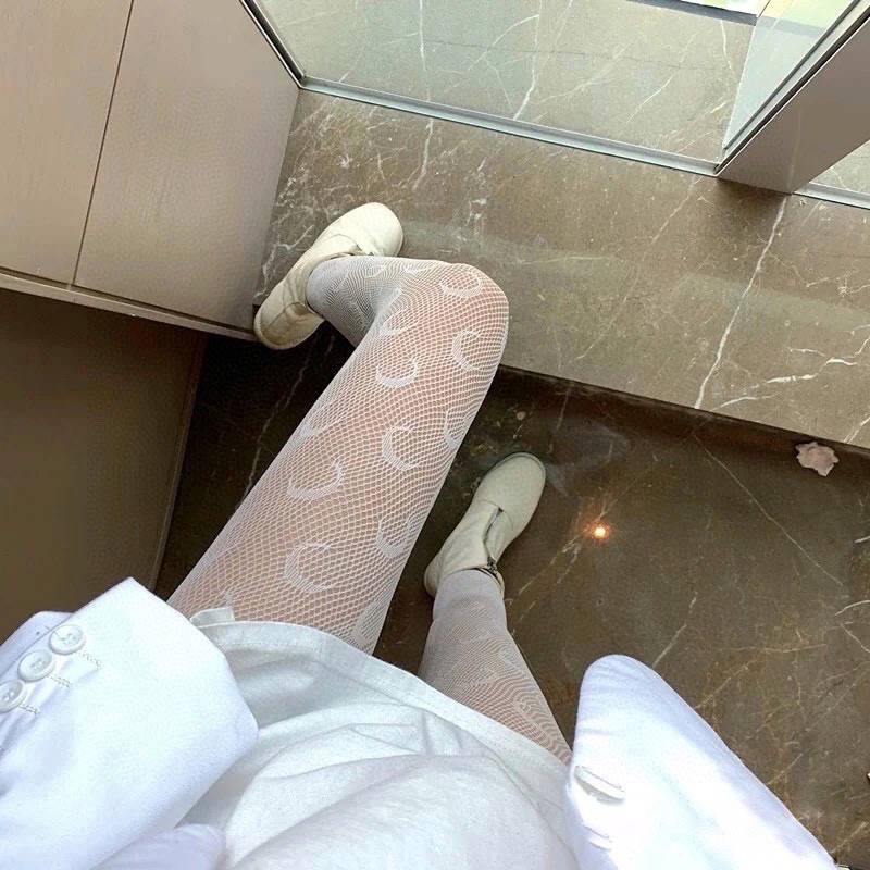 NO:360876,Packaging [one box, one pair] Marine serre popular black and white moon stockings, the right version of the high-quality products!  Extra elasticity, good to see explosion, European and American big-name stockings, a must-have item for trendy people in autumn and winter, super high-quality and fashionable, ah ah ah ah~~ Recommended and recommended~~ Must-in-one small items!  !  socks, stockings, socks19860909配包装【一盒一双】 Marine serre爆款黑白月亮网袜 对版高货！超大弹力 好看到爆炸 ,欧美大牌丝袜 潮人秋冬必备单品 ,搭配起来超高逼格 ,时髦度爆表啊啊啊啊～～推荐推荐推荐～～必入时髦小单品！！袜子,丝袜,袜子,socks,accessory