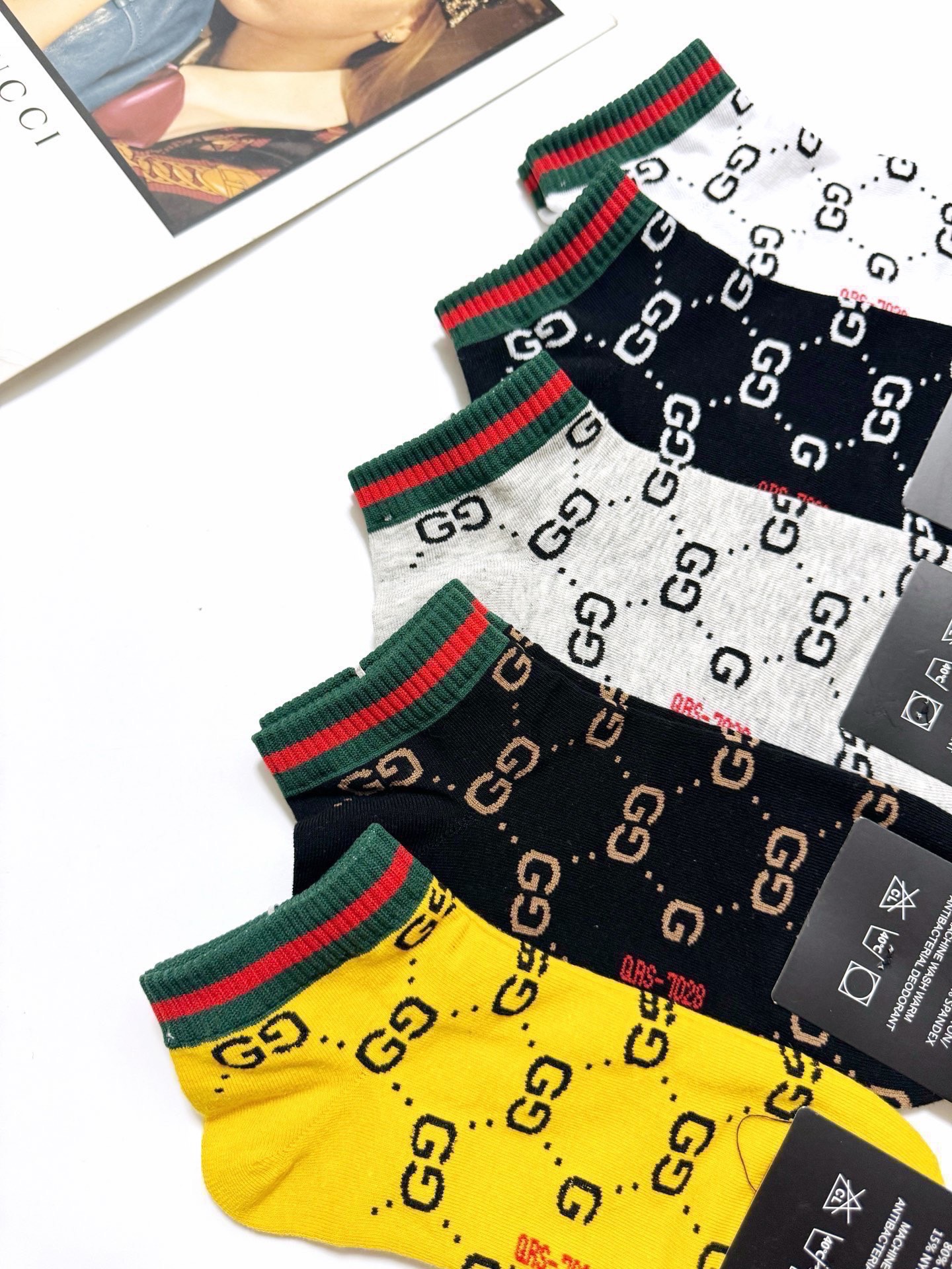 配包装🌟【一盒5双】 🌟Gucci 古琦 经典字母logo 纯棉船袜 ，ins超火爆短袜，纯棉面料，潮人