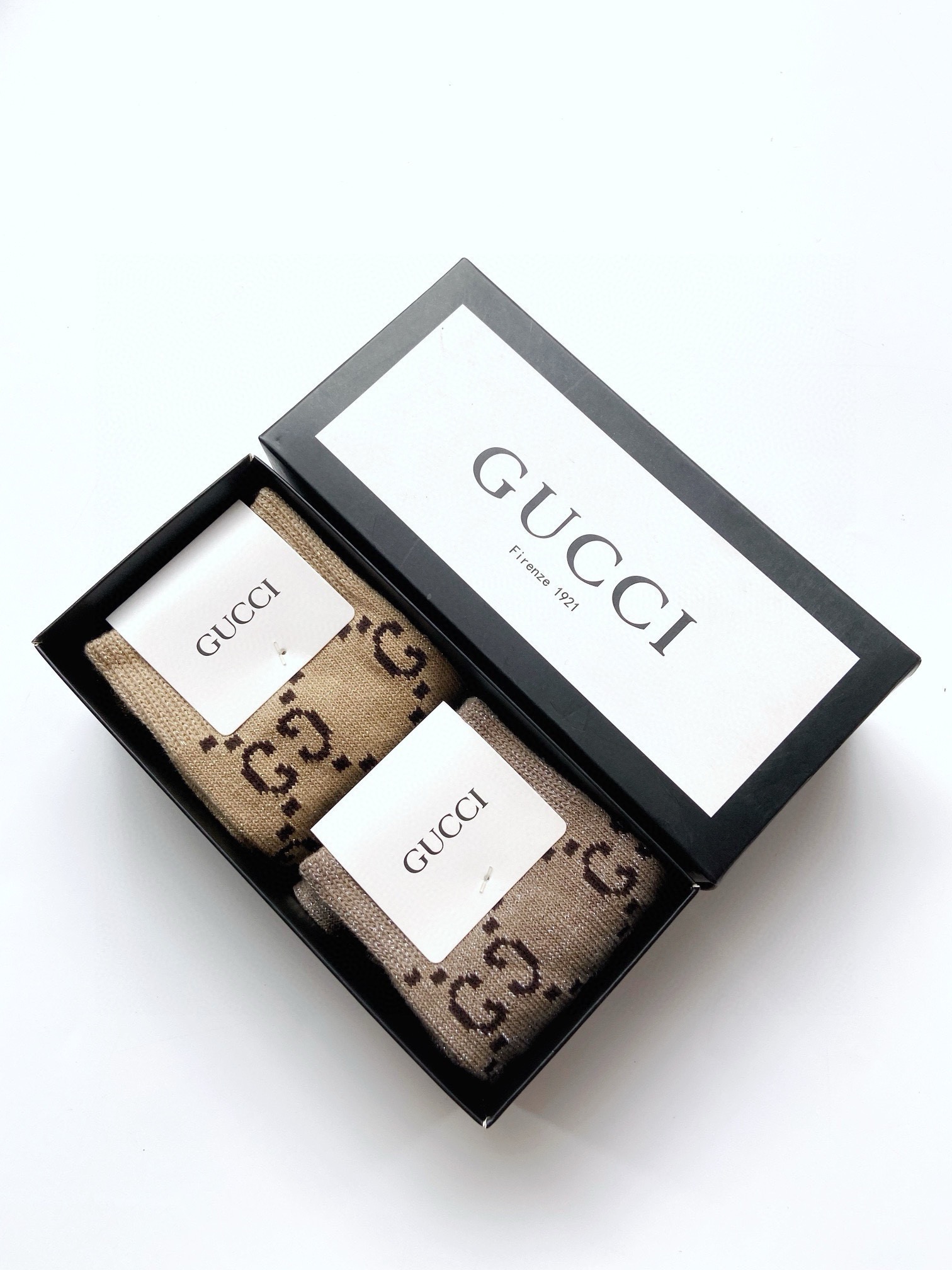 配包装🌟【一盒2双】🌟Gucci 古奇 爆款金银丝中筒袜 🔥双针 混纺金银丝材质，超完美结合，款式经典，