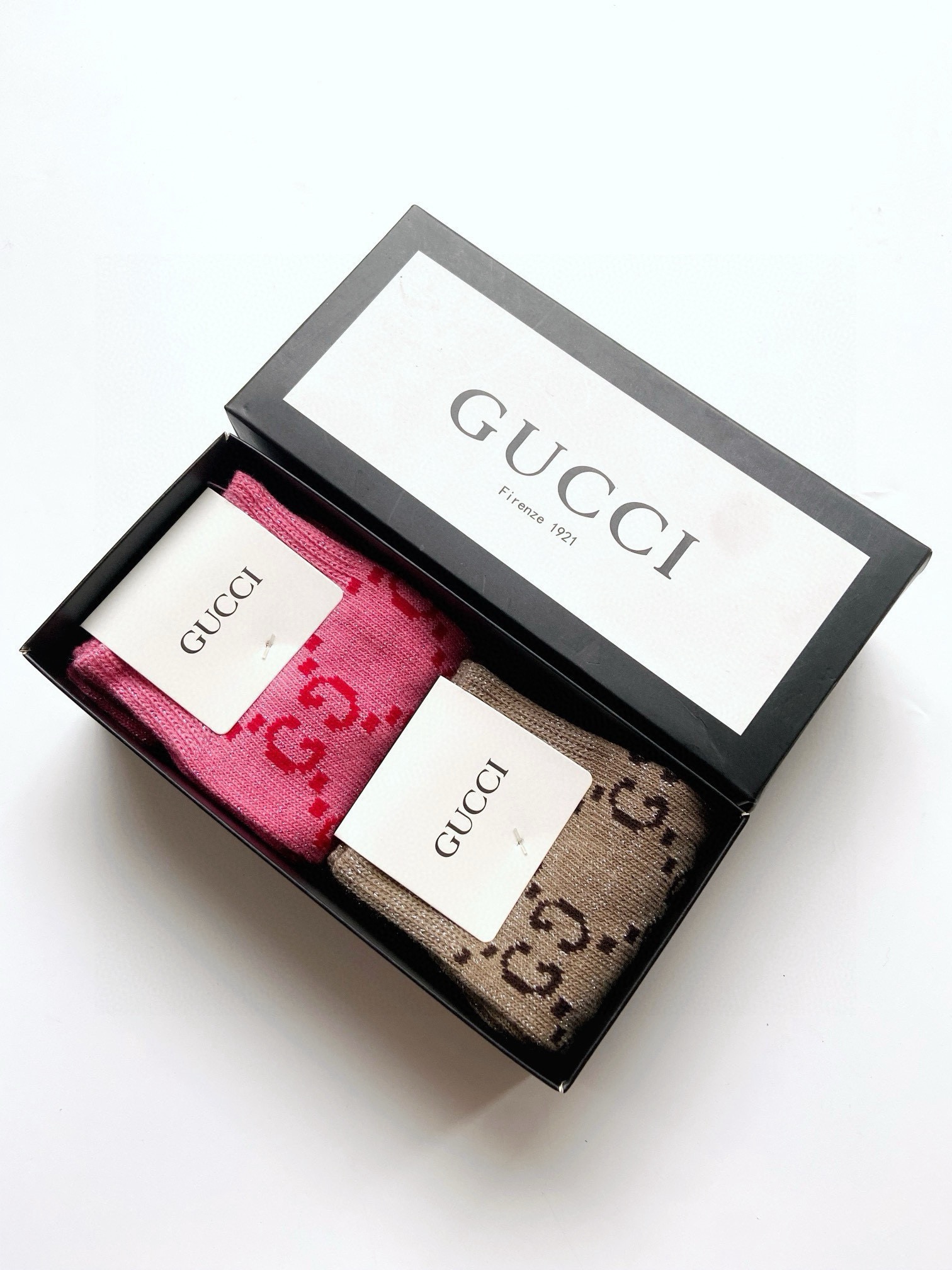 配包装🌟【一盒2双】🌟Gucci 古奇 爆款金银丝中筒袜 🔥双针 混纺金银丝材质，超完美结合，款式经典，