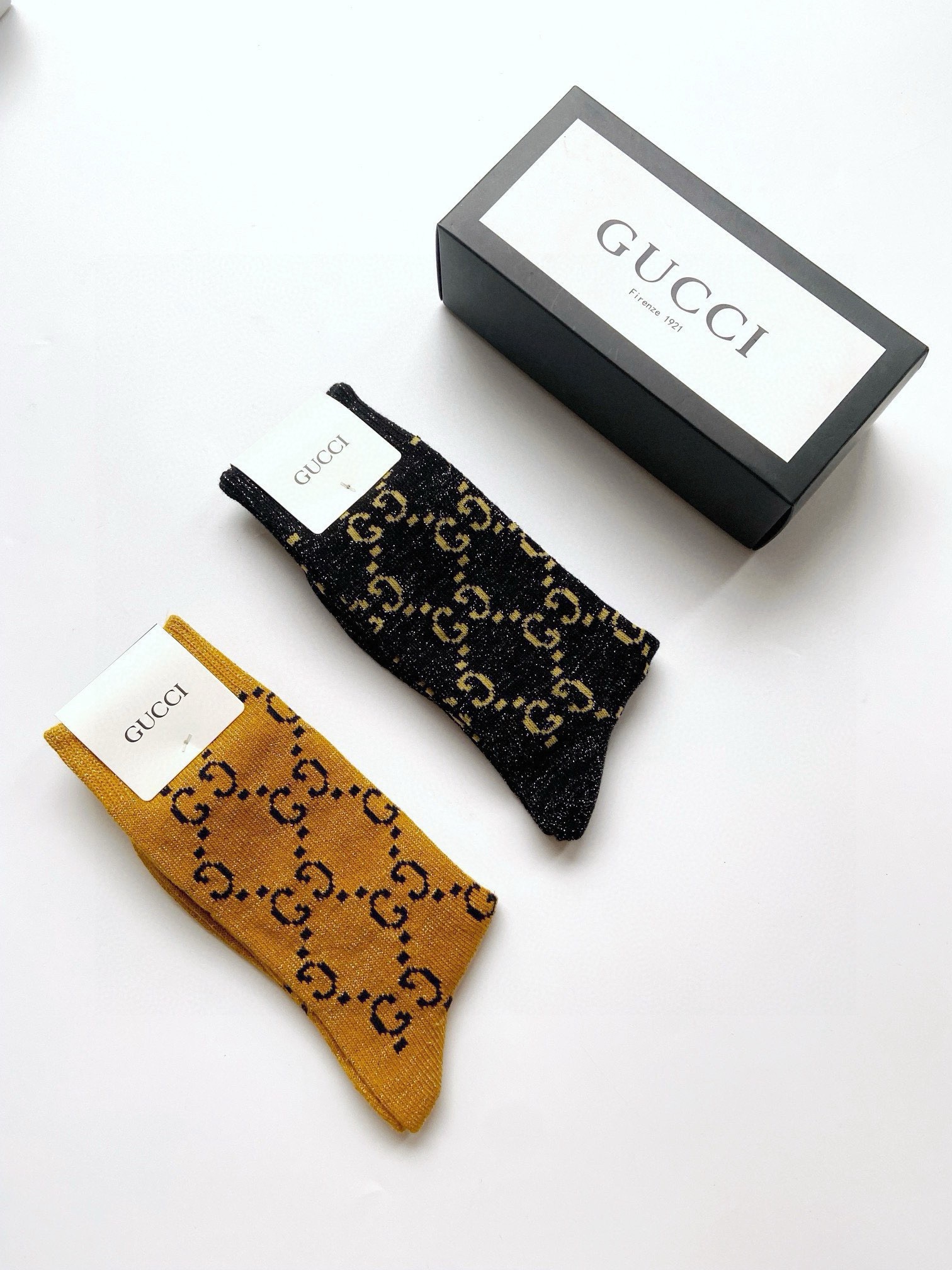 配包装🌟【一盒2双】🌟Gucci 古奇 爆款金银丝中筒袜 🔥双针 混纺金银丝材质，超完美结合，款式经典，