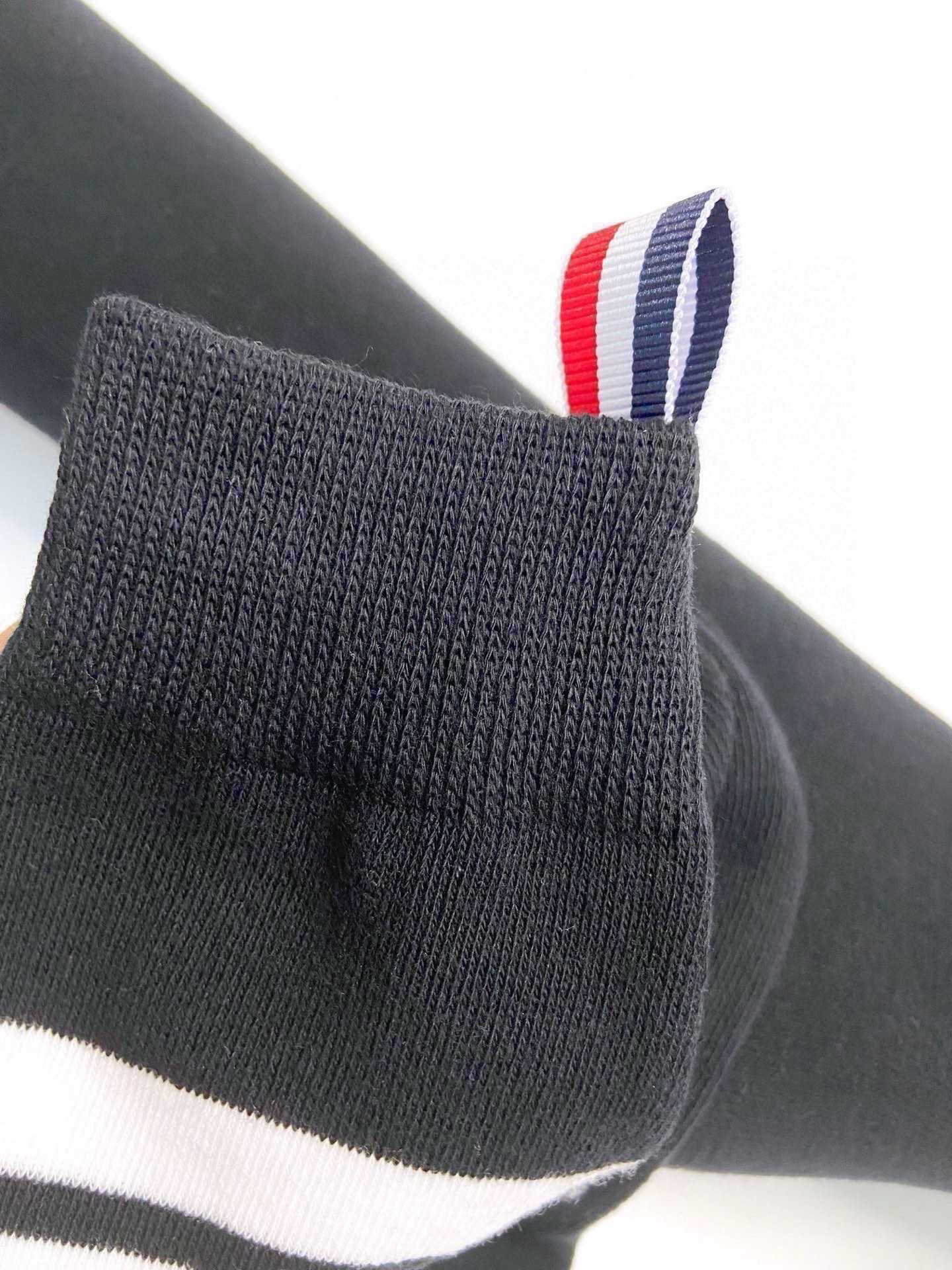 【一盒一双】🌟THOM BROWNE · 桑姆 布朗尼❗🌟超级爆款！网红长筒袜子❗原单品质！官网同步，一