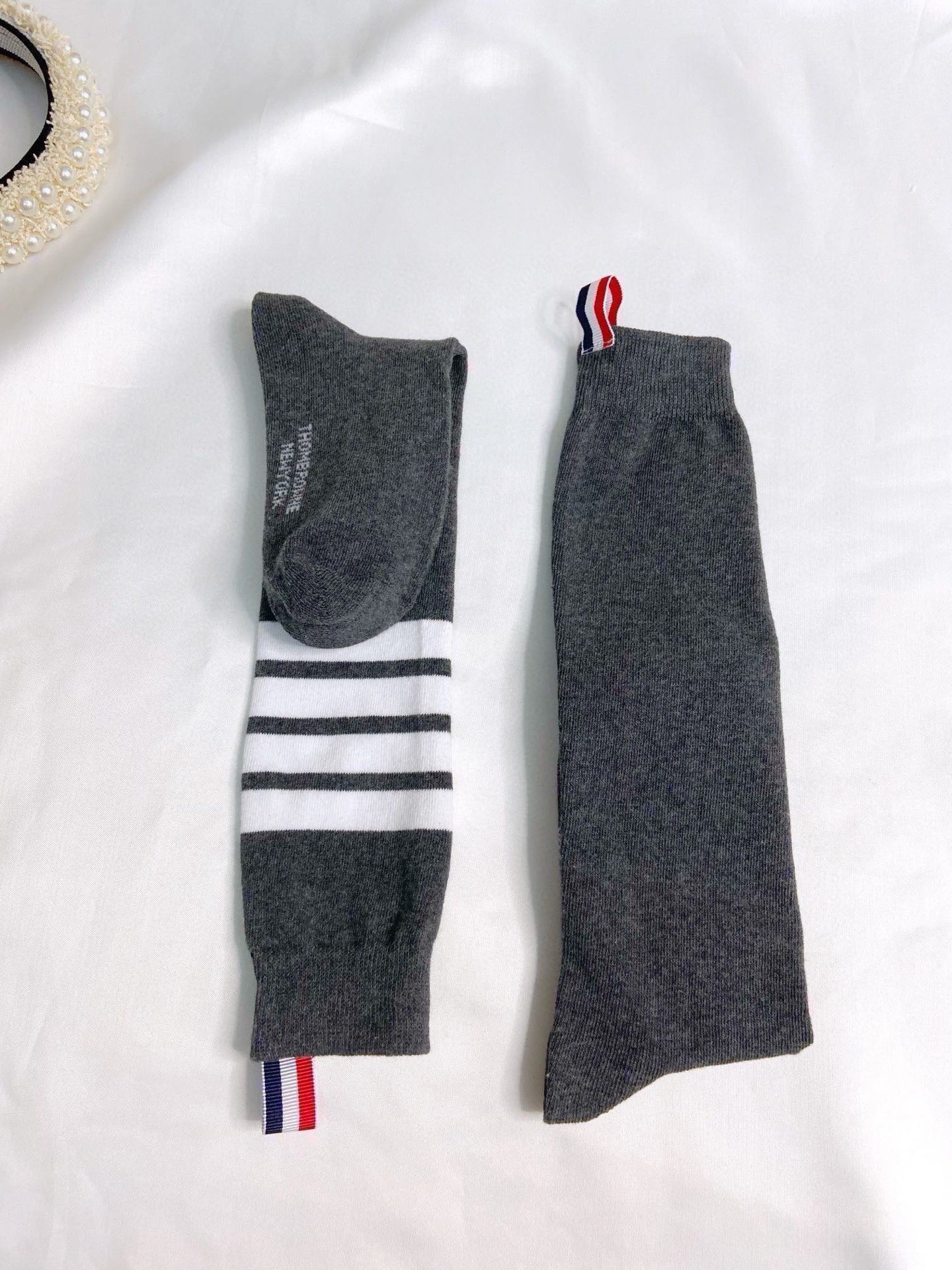 【一盒一双】🌟THOM BROWNE · 桑姆 布朗尼❗🌟超级爆款！网红长筒袜子❗原单品质！官网同步，一