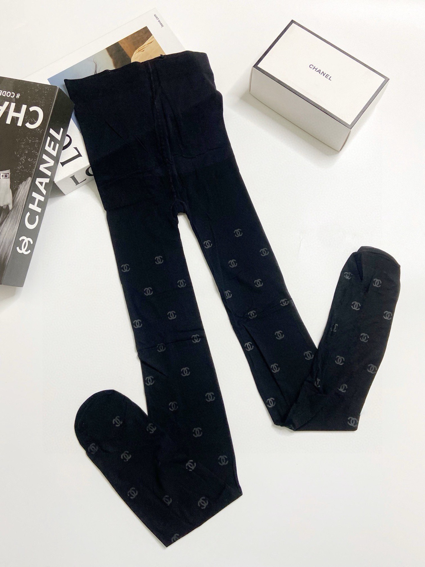 配包装【一盒一双】🌟Chanel 香奈儿 印胶字母网纱丝袜 连裤袜🌟好看到爆炸 ，欧美大牌丝袜🔥一比一高