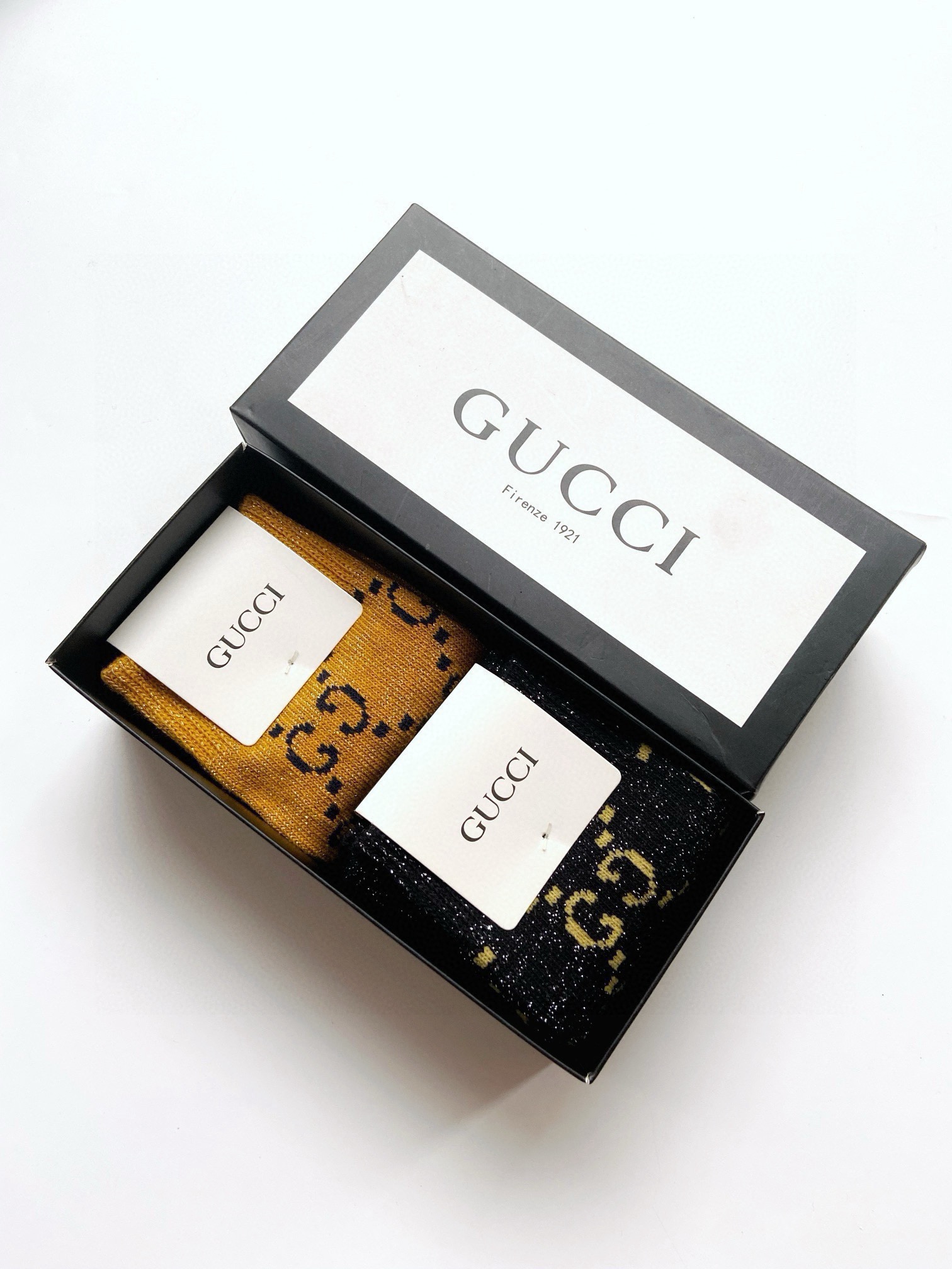 配包装🌟【一盒2双】🌟Gucci 古奇 爆款金银丝中筒袜 🔥双针 混纺金银丝材质，超完美结合，款式经典，