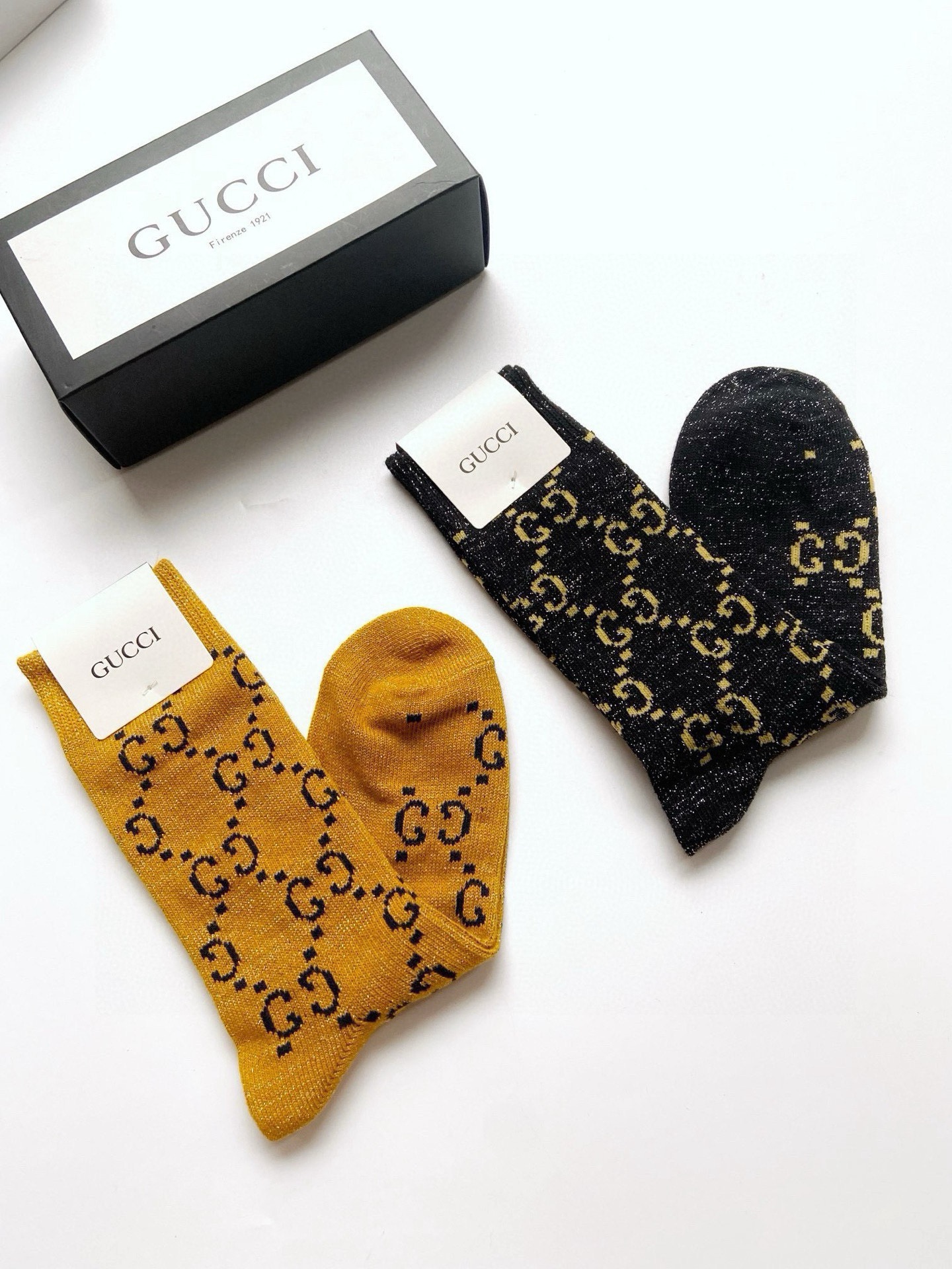 配包装🌟【一盒2双】🌟Gucci 古奇 爆款金银丝中筒袜 🔥双针 混纺金银丝材质，超完美结合，款式经典，