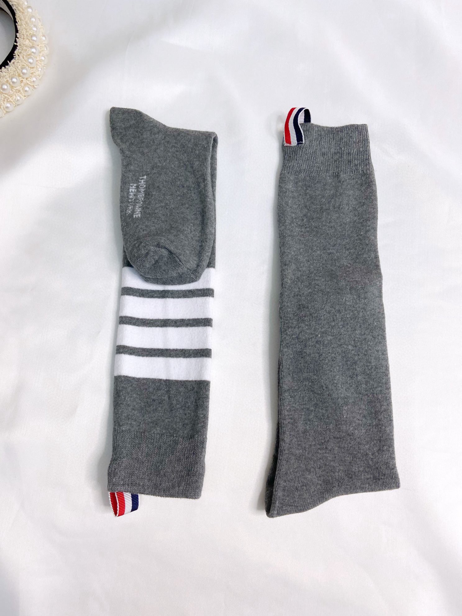 【一盒一双】🌟THOM BROWNE · 桑姆 布朗尼❗🌟超级爆款！网红长筒袜子❗原单品质！官网同步，一
