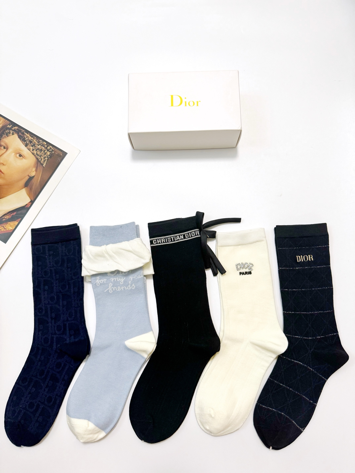 配包装🌟【一盒5 双】（蓝色系） 🌟Dior 迪奥 经典字母logo 纯棉中筒袜 ，ins超火爆空调袜，