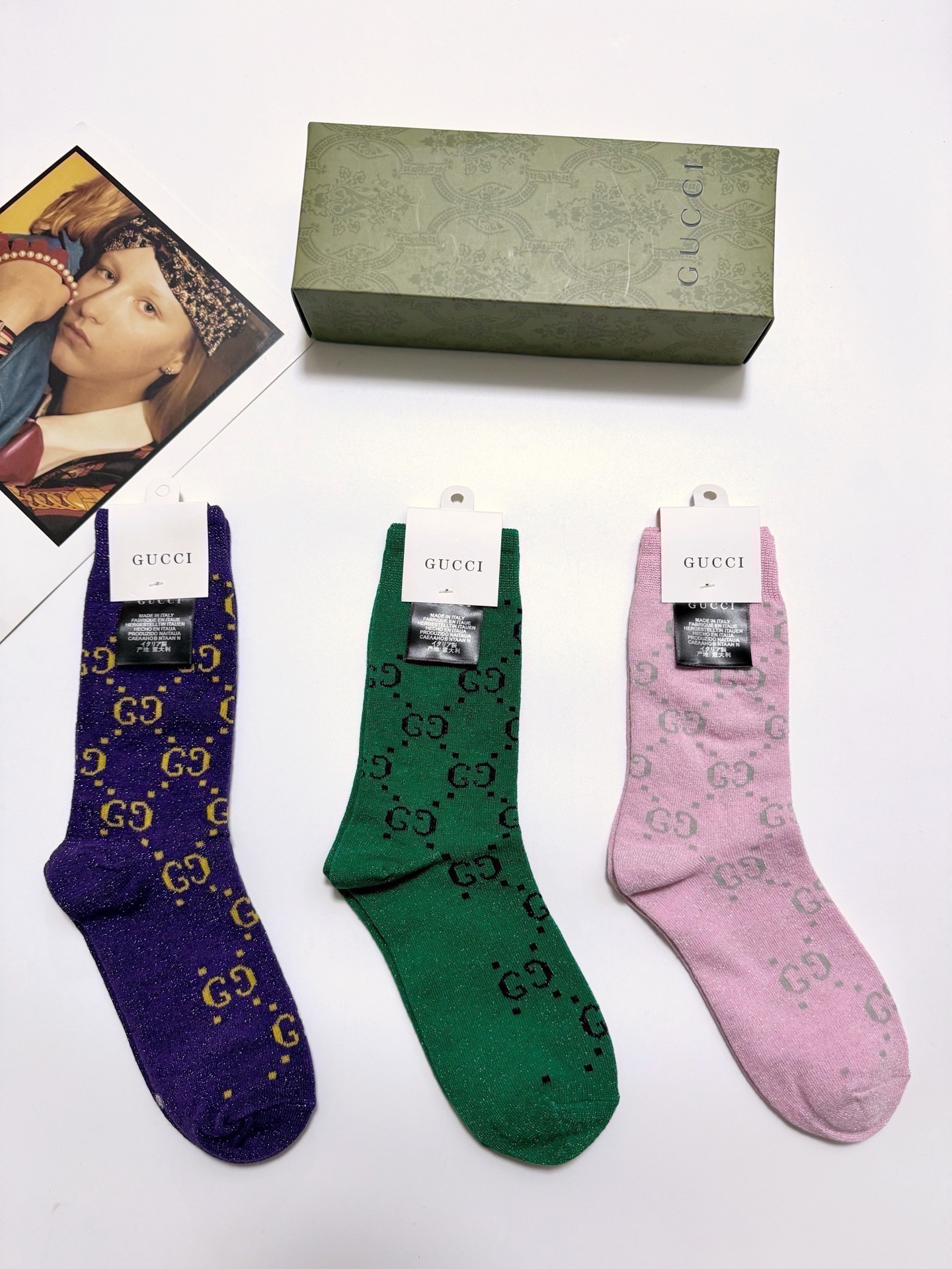 NO:584902,Comes with packaging [3 pairs in a box] Gucci Gucci's popular gold and silver stockings, double needle, blended gold and silver material, super perfect combination, classic style, simultaneous sale at counters, a must-have for fashionistas, versatile colors, socks, stockings, socks, gucci, socks19860909配包装【一盒3双】 Gucci 古奇 爆款金银丝中筒袜 双针 混纺金银丝材质,超完美结合,款式经典,专柜同步发售,潮人必备,颜色百搭 袜子,丝袜,袜子,gucci,socks,accessory