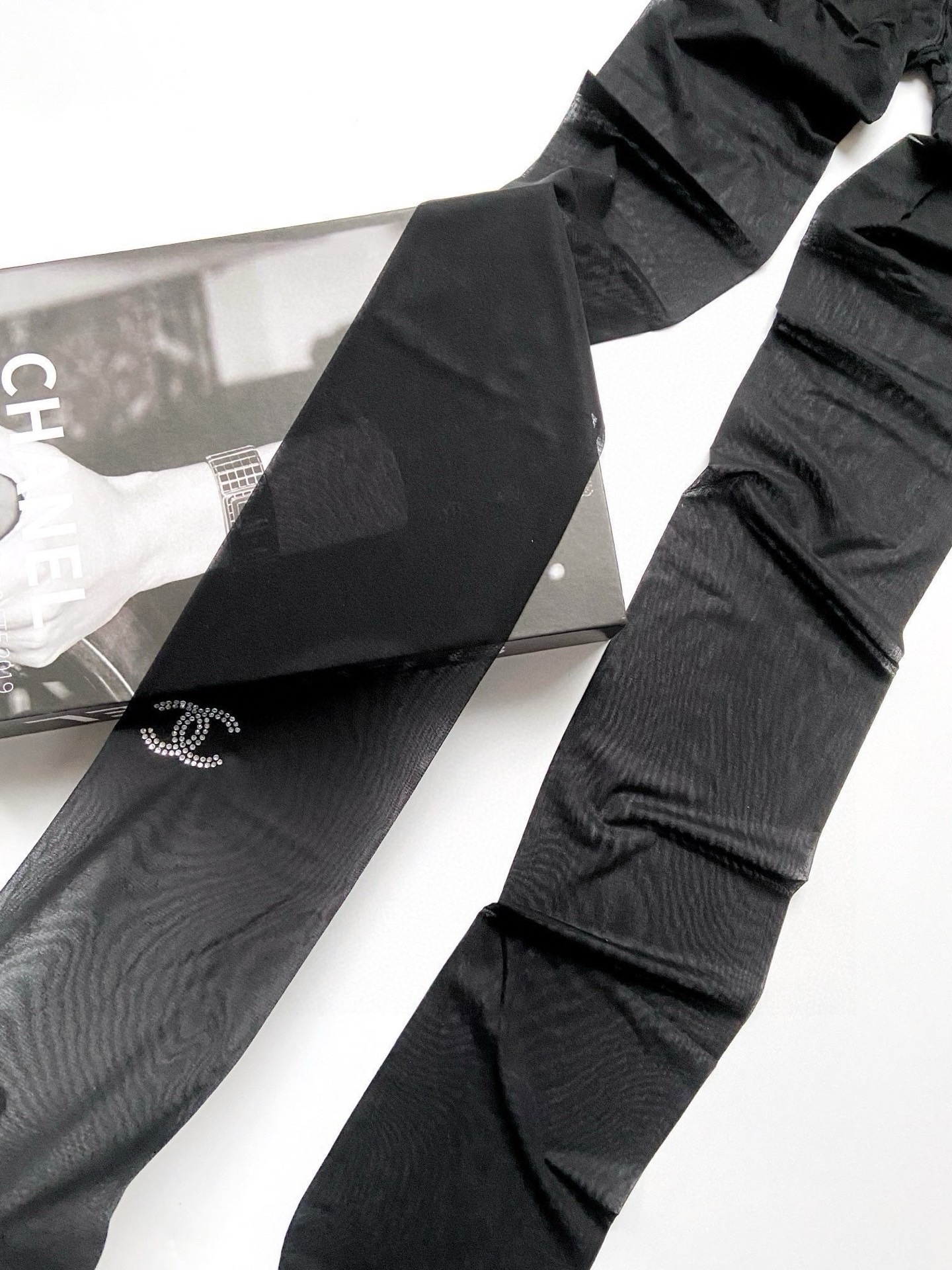 配包装🌟【一盒一双】🌟Chanel 香奈儿 爆款水钻 双C 字母 丝袜 🌟好看到爆炸 欧美大牌丝袜 连裤