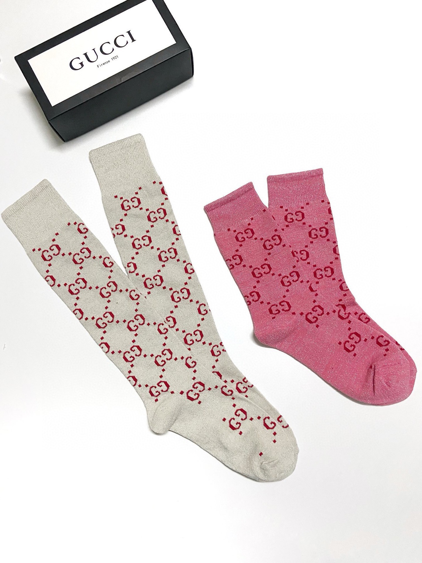 配包装🌟【一盒2 双】🌟Gucci 古奇 爆款金银丝长筒袜 中筒袜，超级火爆小腿袜🔥双针针织混纺金银丝材