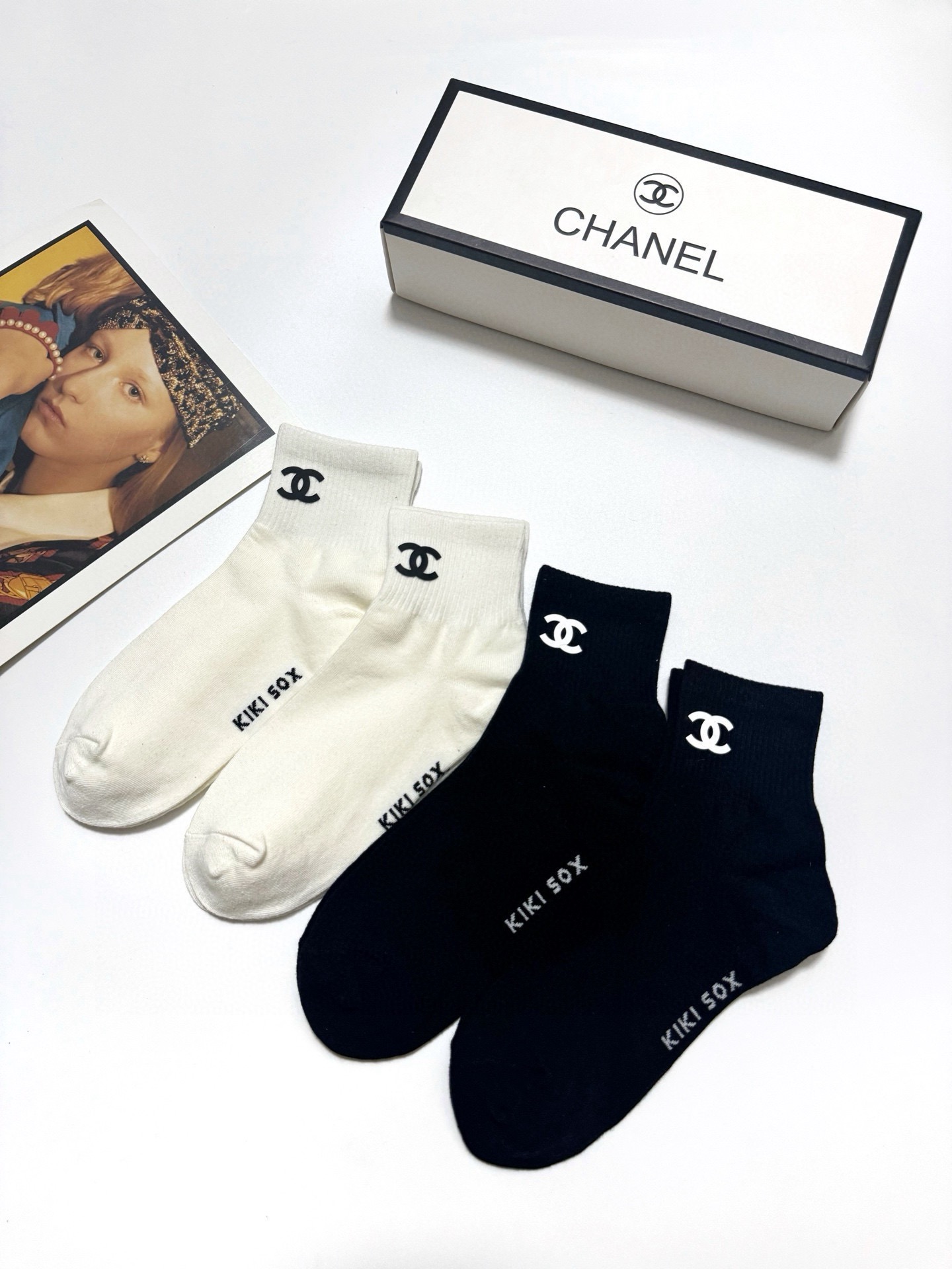 配包装🌟【一盒4双】🌟Chanel 香奈儿 经典字母logo 纯棉短筒袜 经典纯色短袜🌟ins爆款！专柜
