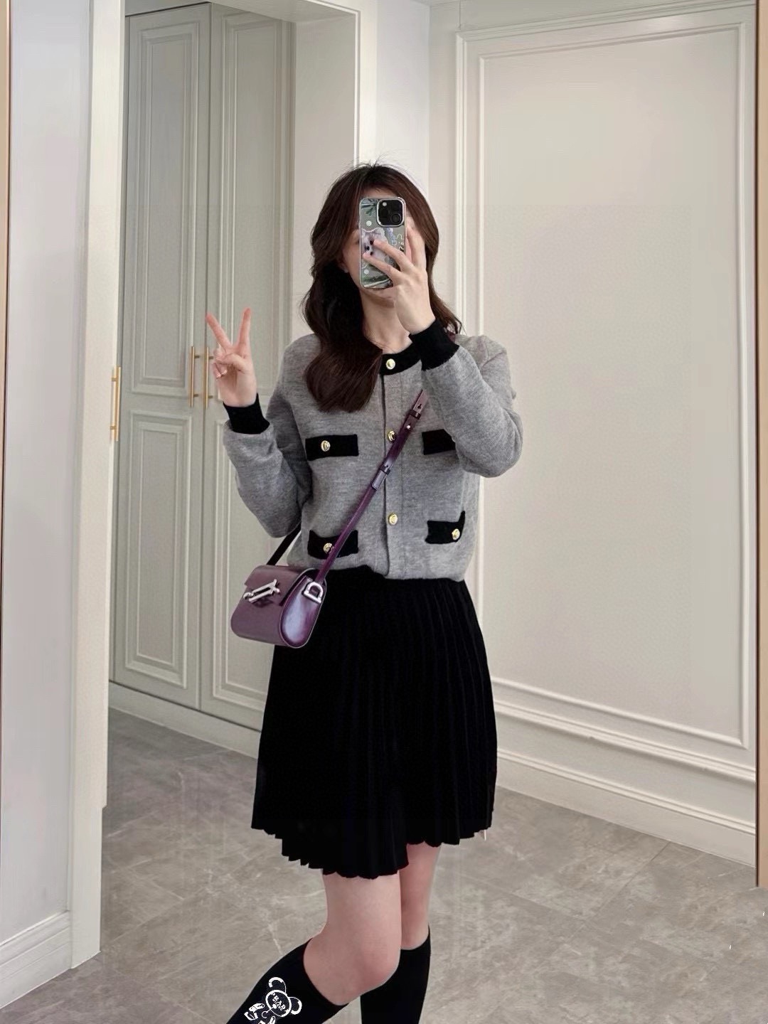 配包装🌟【一盒一双】🌟 Prada 普拉达 爆款经典字母 长筒袜 小腿袜🔥双针针织材质，超完美结合，款式