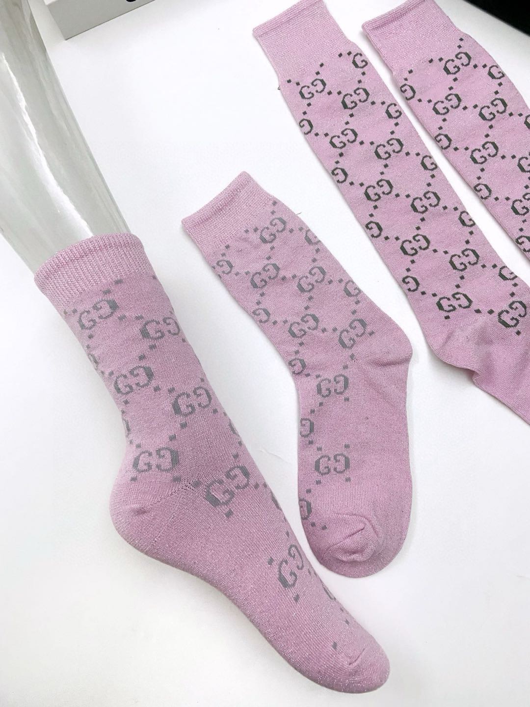 配包装🌟【一盒2 双】🌟Gucci 古奇 爆款金银丝长筒袜 中筒袜，超级火爆小腿袜🔥双针针织混纺金银丝材