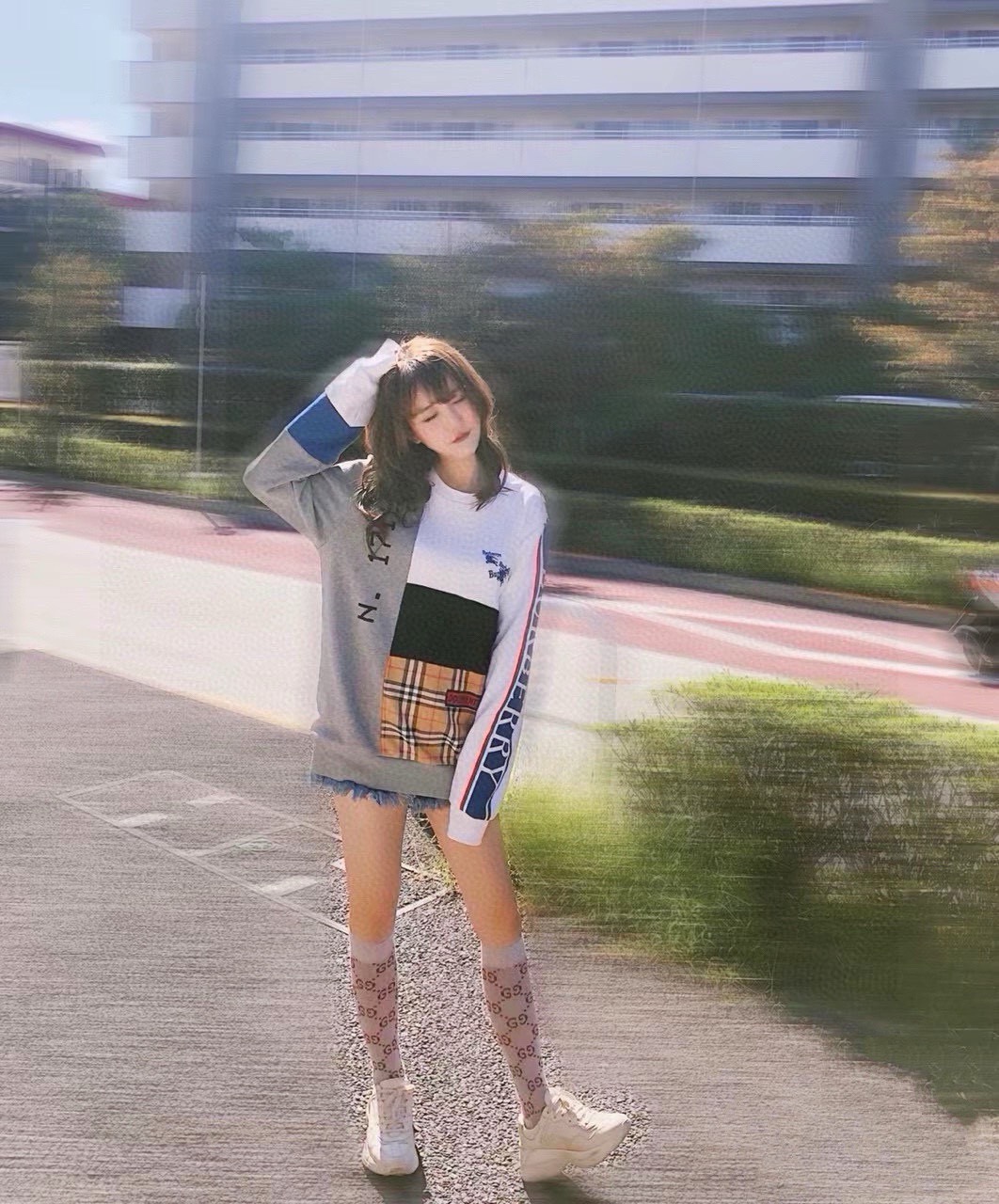 配包装🌟【一盒2 双】🌟Gucci 古奇 爆款金银丝长筒袜 中筒袜，超级火爆小腿袜🔥双针针织混纺金银丝材