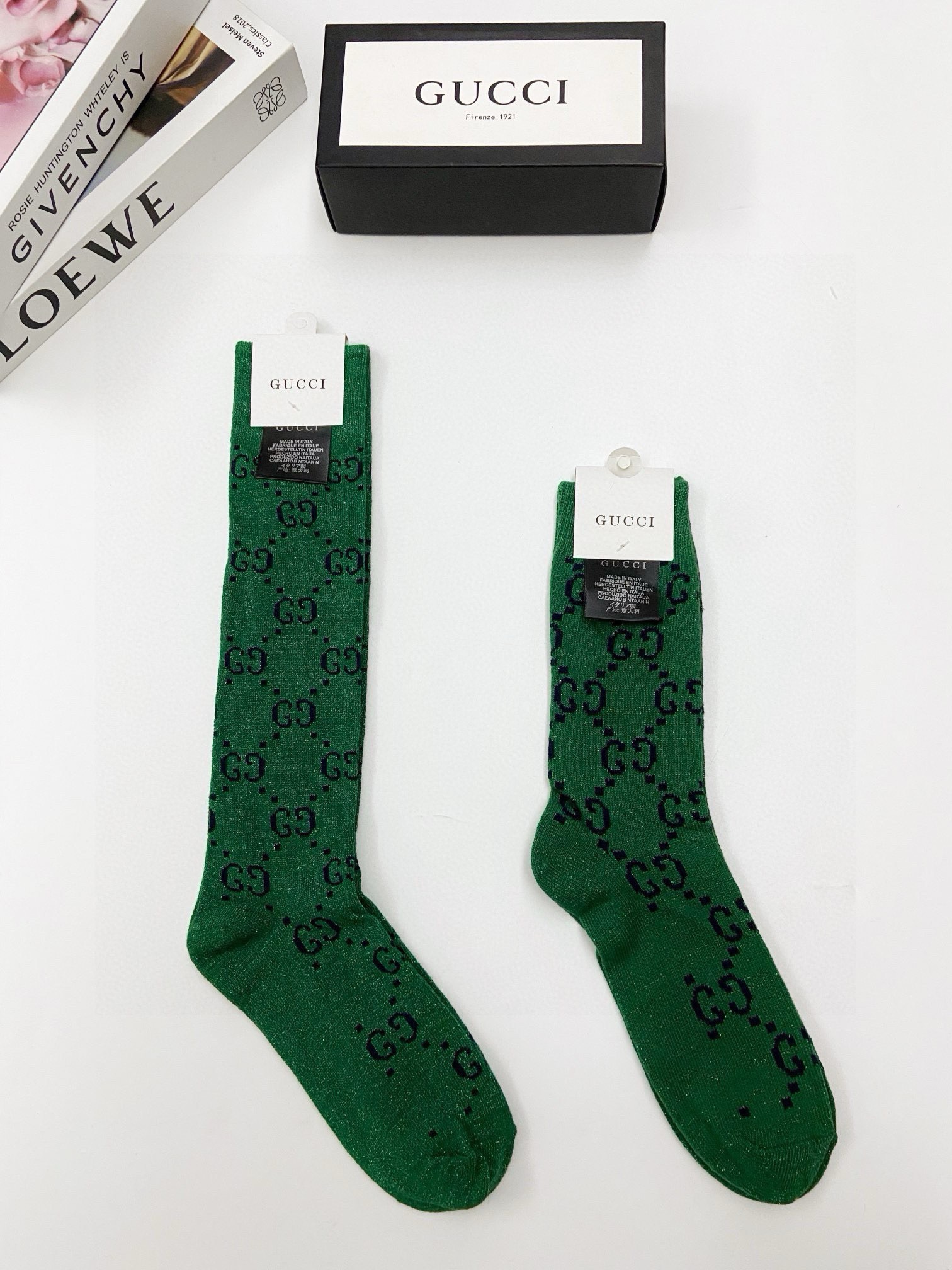 配包装🌟【一盒2 双】🌟Gucci 古奇 爆款金银丝长筒袜 中筒袜，超级火爆小腿袜🔥双针针织混纺金银丝材