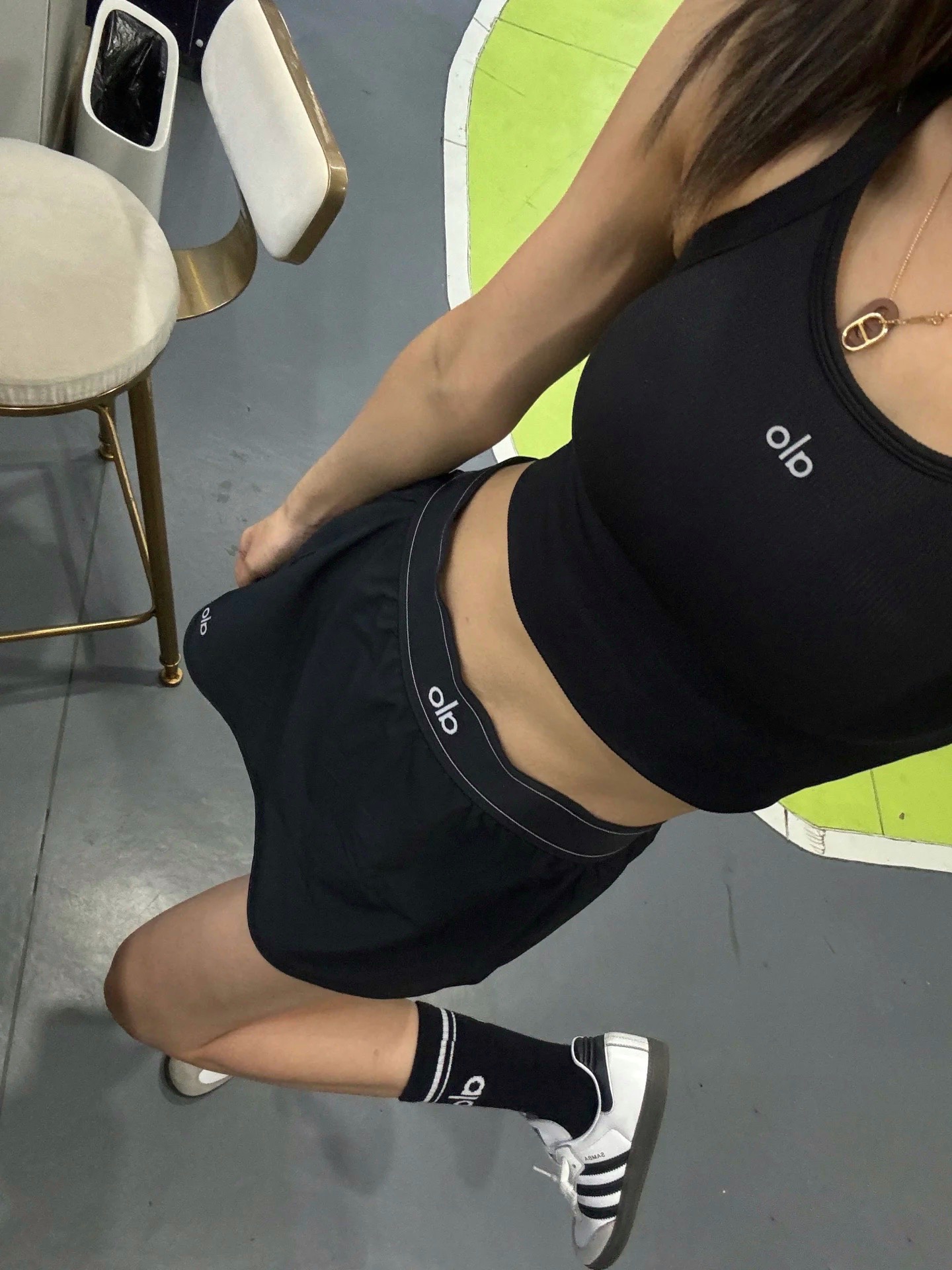 配包装🌟【一盒3双】 🌟 alo 经典字母logo 纯棉中筒袜 ，ins超火爆小腿短袜，纯棉面料，潮人必