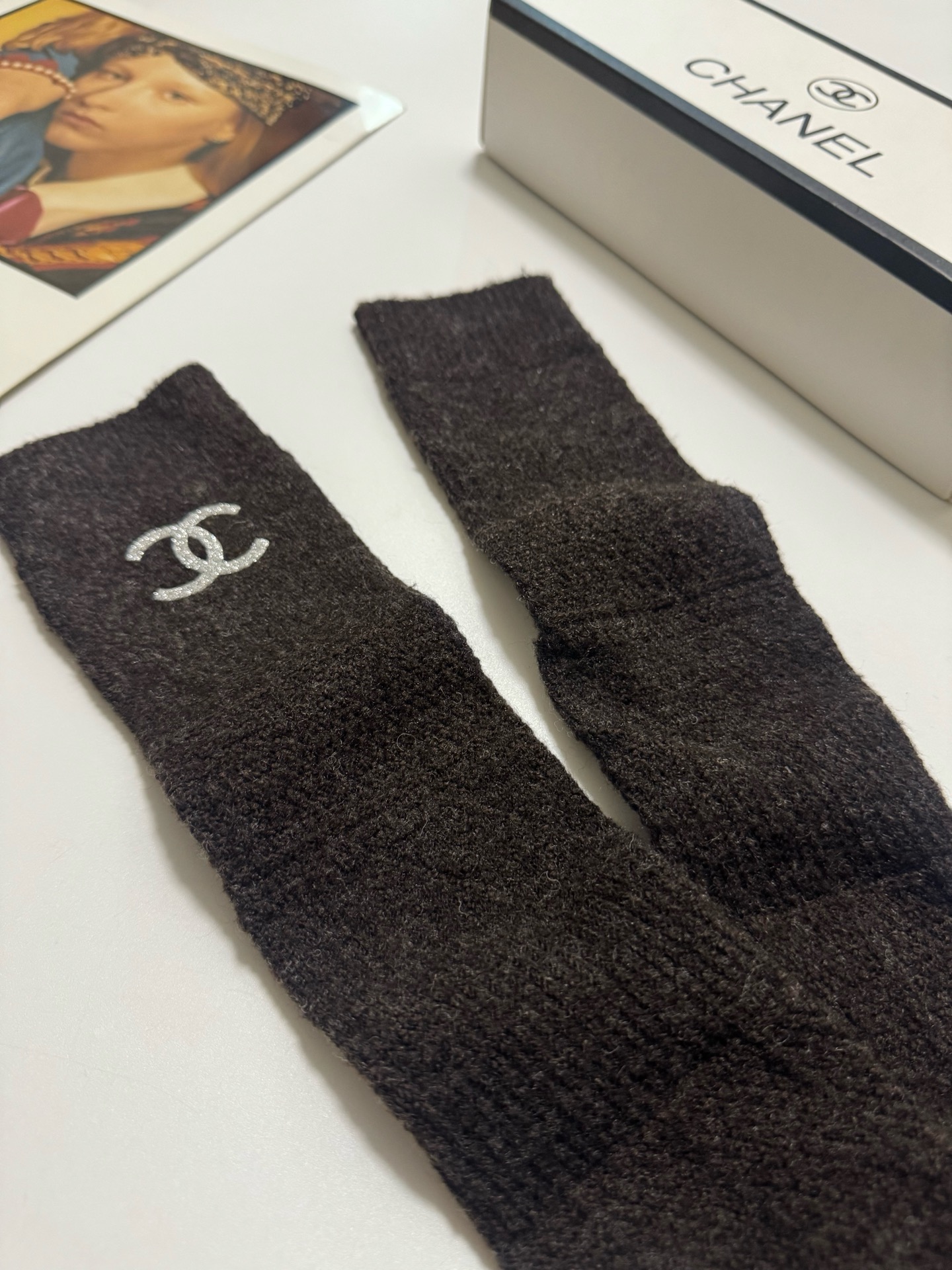 配包装🌟【一盒一双】🌟Chanel 香奈儿 经典字母 logo羊毛 混纺长筒袜 ！菱格暗纹小腿袜 超级软