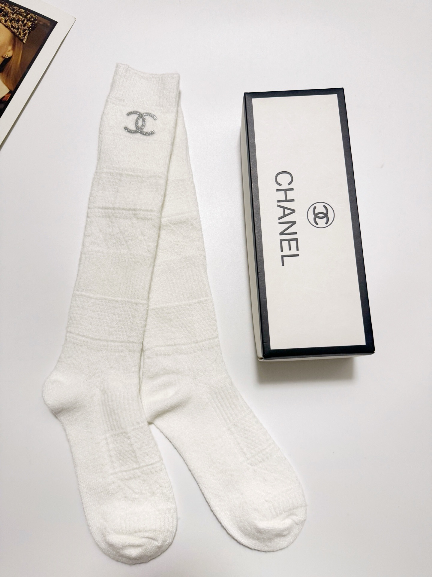 配包装🌟【一盒一双】🌟Chanel 香奈儿 经典字母 logo羊毛 混纺长筒袜 ！菱格暗纹小腿袜 超级软