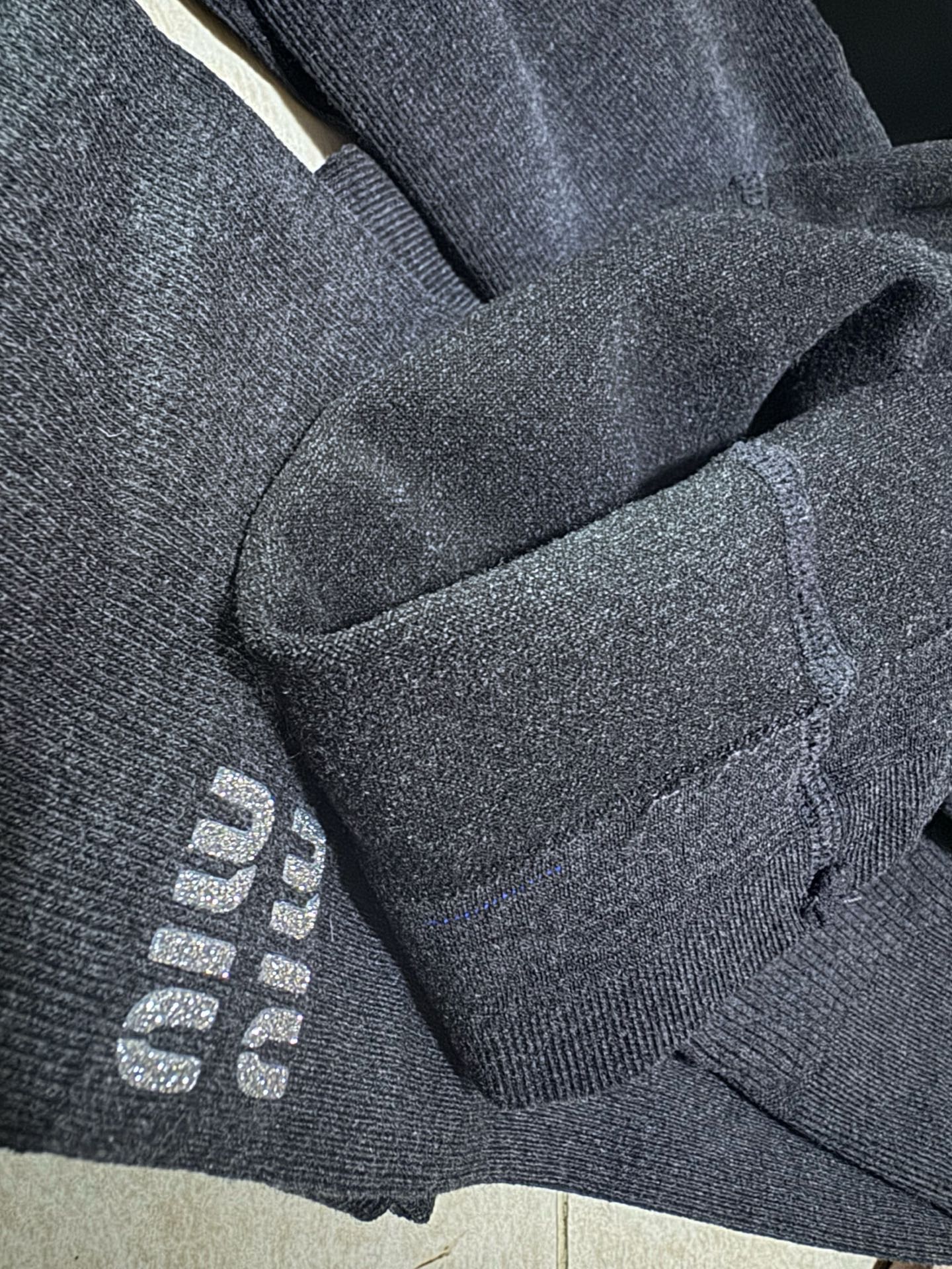 配包装🌟【一盒一双】（不加绒）🌟缪缪 miumiu ins爆款连裤袜 ，🌟对版高货！超大弹力。150g螺