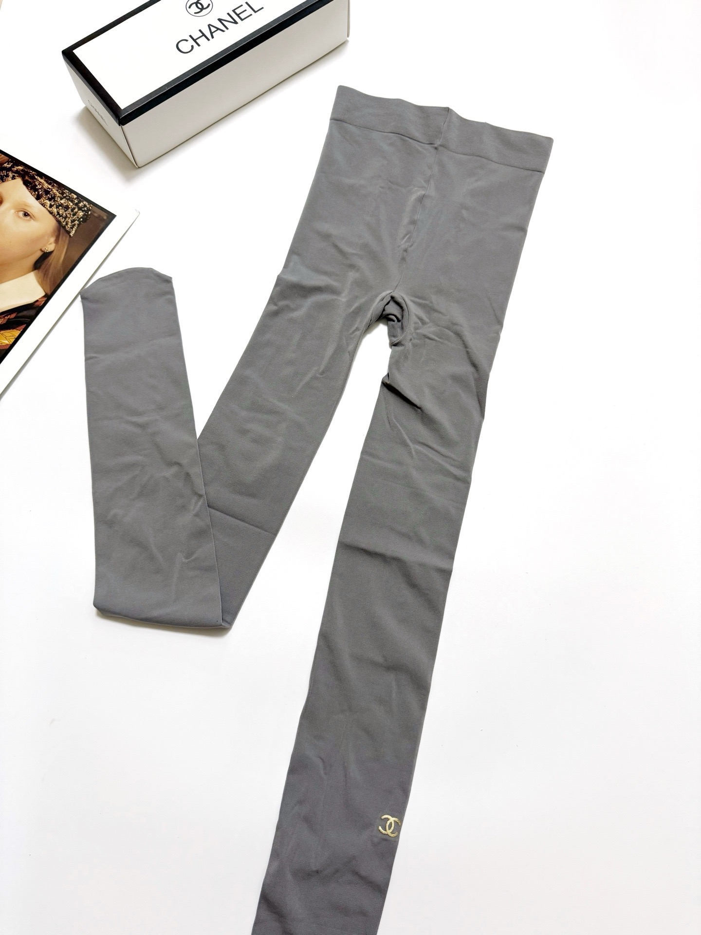 配包装🌟【一盒一双】🌟Chanel 香奈儿 爆款双C 字母 丝袜 🌟好看到爆炸 欧美大牌丝袜 连裤袜 🔥