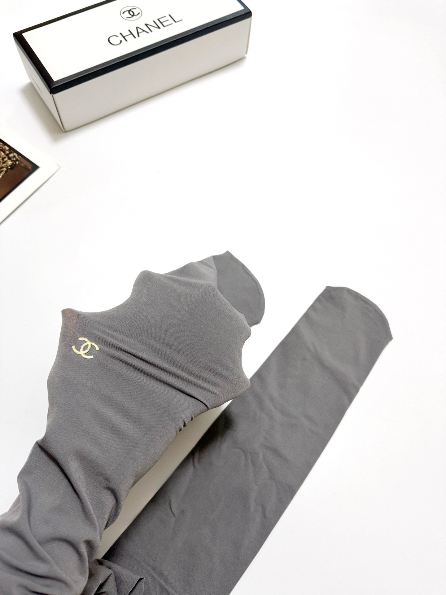 配包装🌟【一盒一双】🌟Chanel 香奈儿 爆款双C 字母 丝袜 🌟好看到爆炸 欧美大牌丝袜 连裤袜 🔥