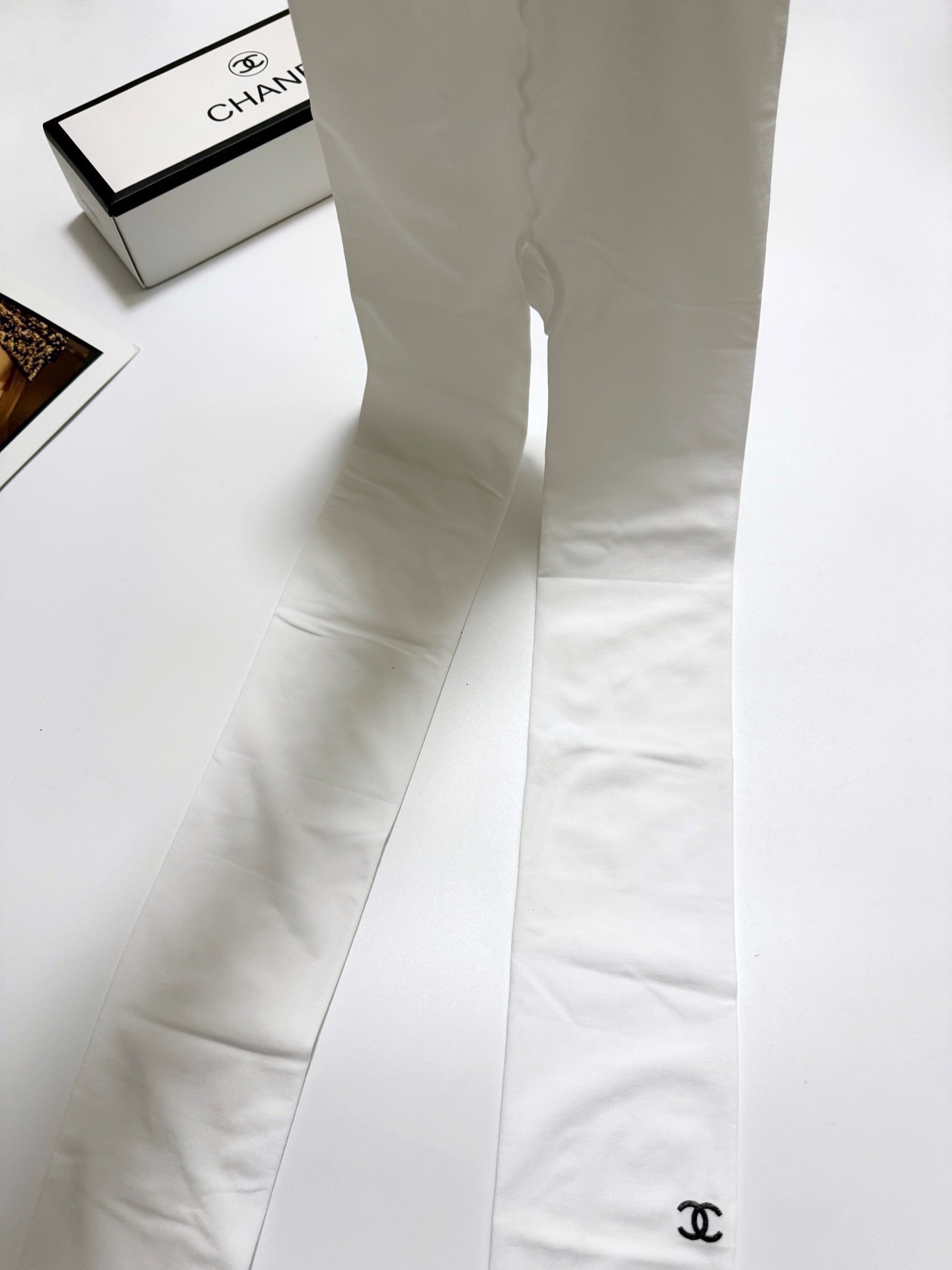 配包装🌟【一盒一双】🌟Chanel 香奈儿 爆款双C 字母 丝袜 🌟好看到爆炸 欧美大牌丝袜 连裤袜 🔥