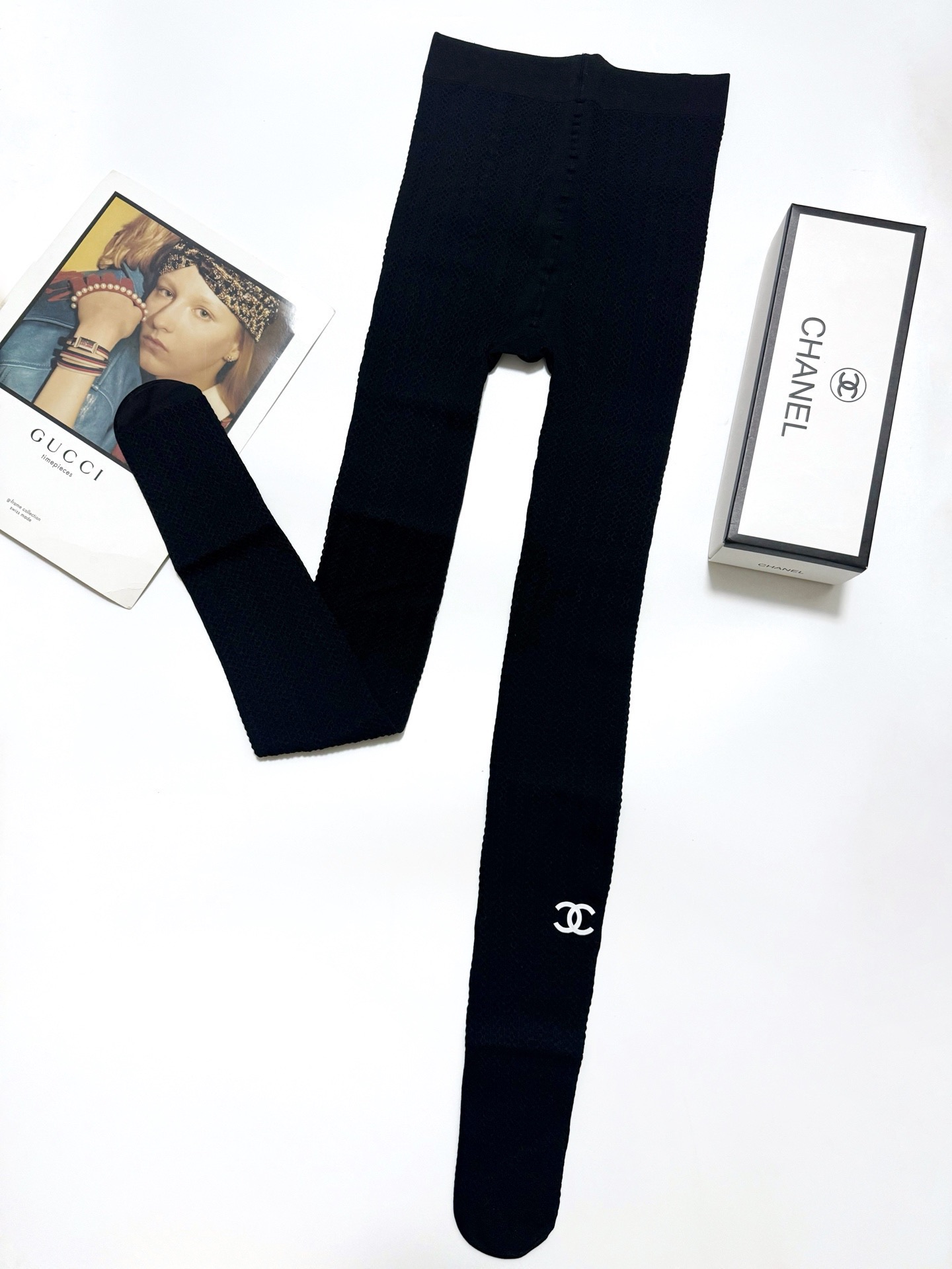 配包装🌟【一盒一双】🌟Chanel 香奈儿 爆款麻花纹 双C 字母 打底裤袜 🌟好看到爆炸 欧美大牌天鹅