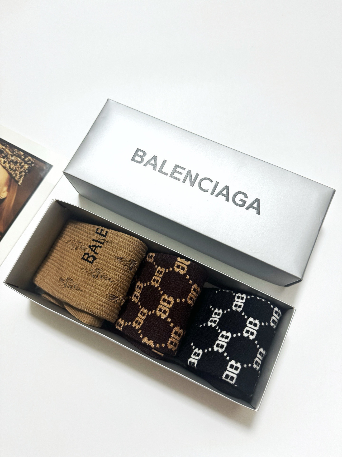 配包装🌟【一盒3双】🌟巴黎世家 balenciaga 经典字母logo 纯棉/羊绒混纺 中筒袜 🌟ins