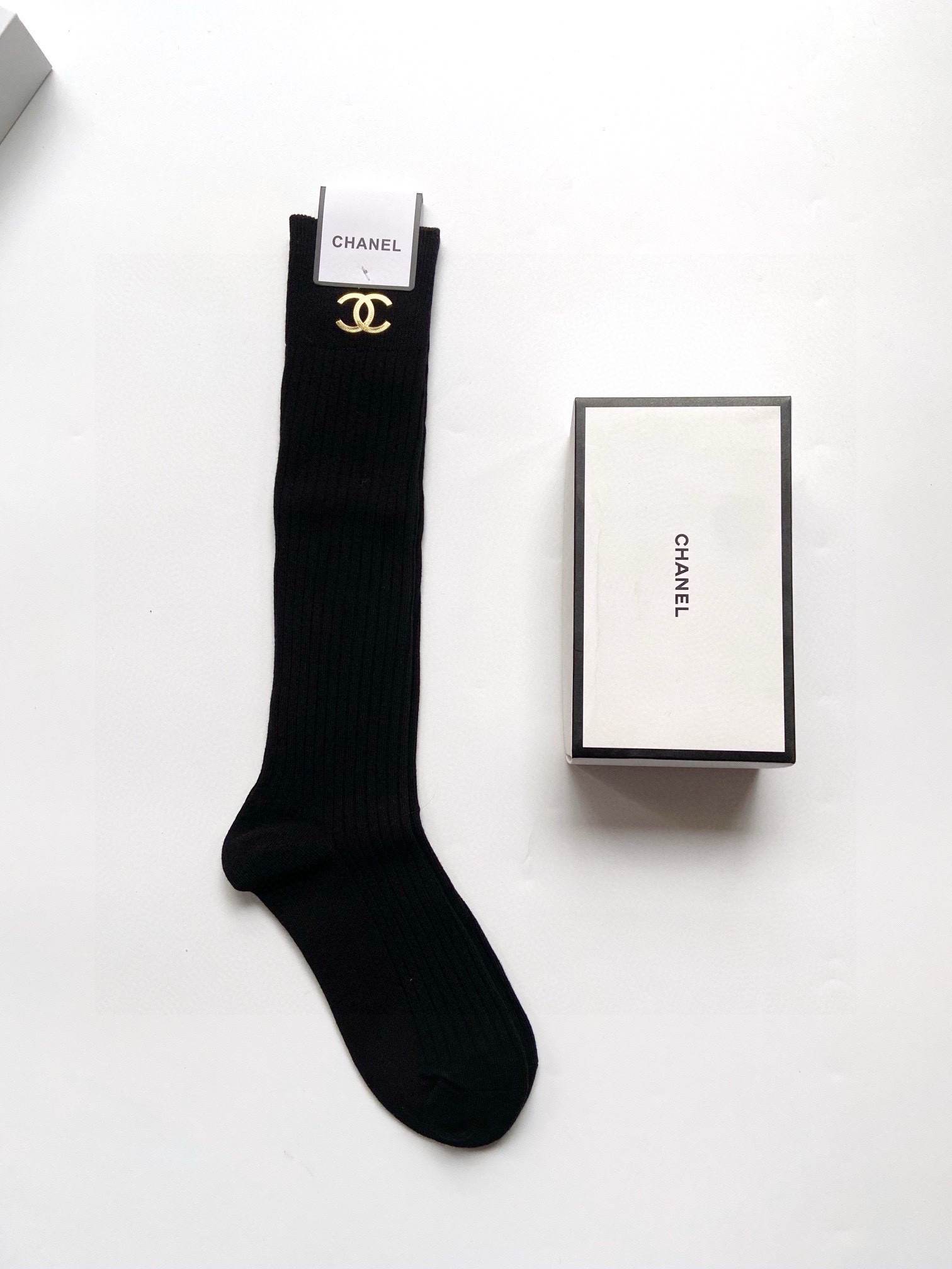 爆款回货 配包装🌟【一盒一双】🌟Chanel 香奈儿 经典双C字母logo纯棉长筒袜 小腿袜🌟ins爆款
