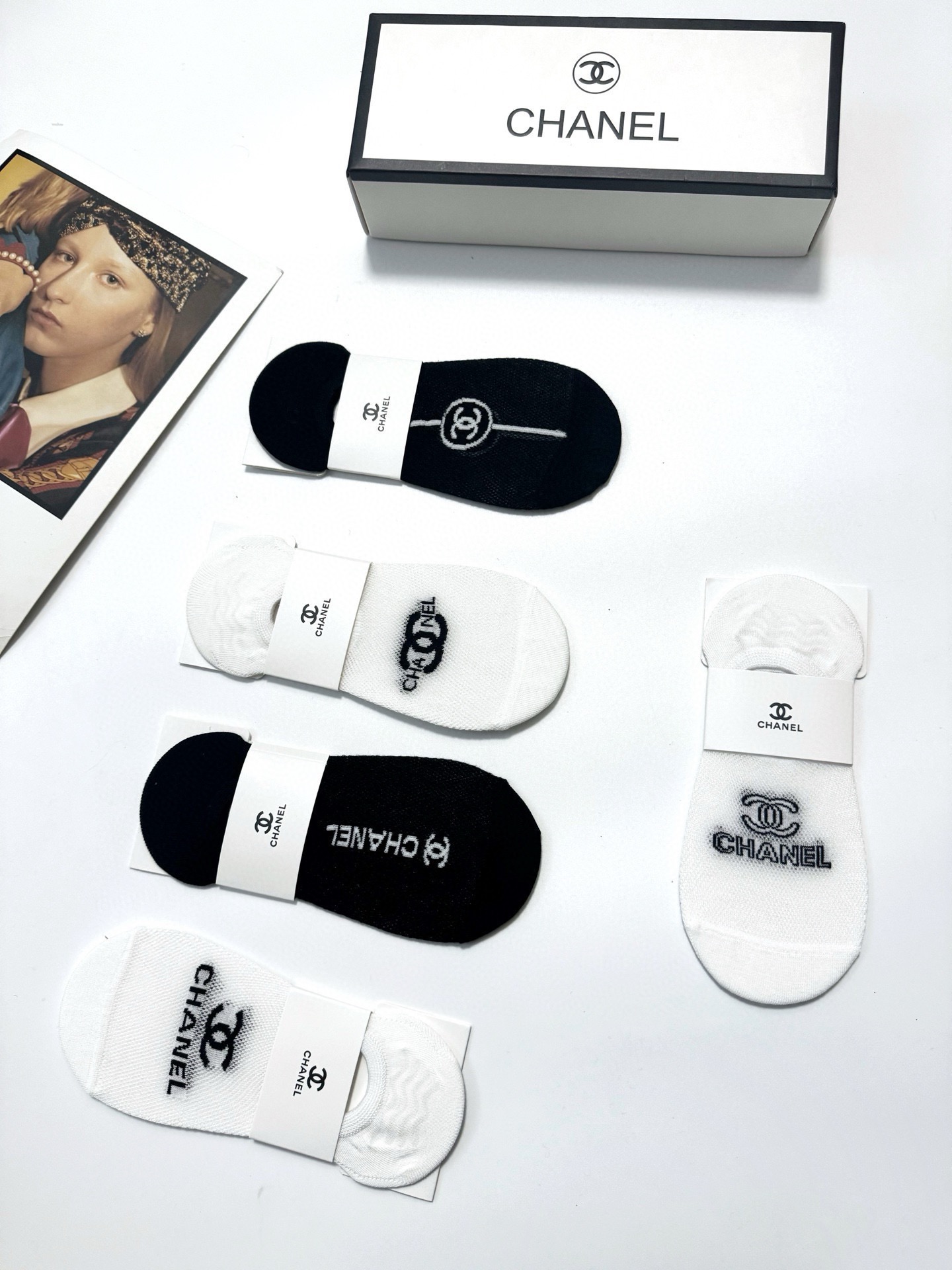 配包装🌟【一盒3双】🌟Gucci 古奇 爆款金银丝中筒袜 🔥双针 混纺金银丝材质，超完美结合，款式经典，