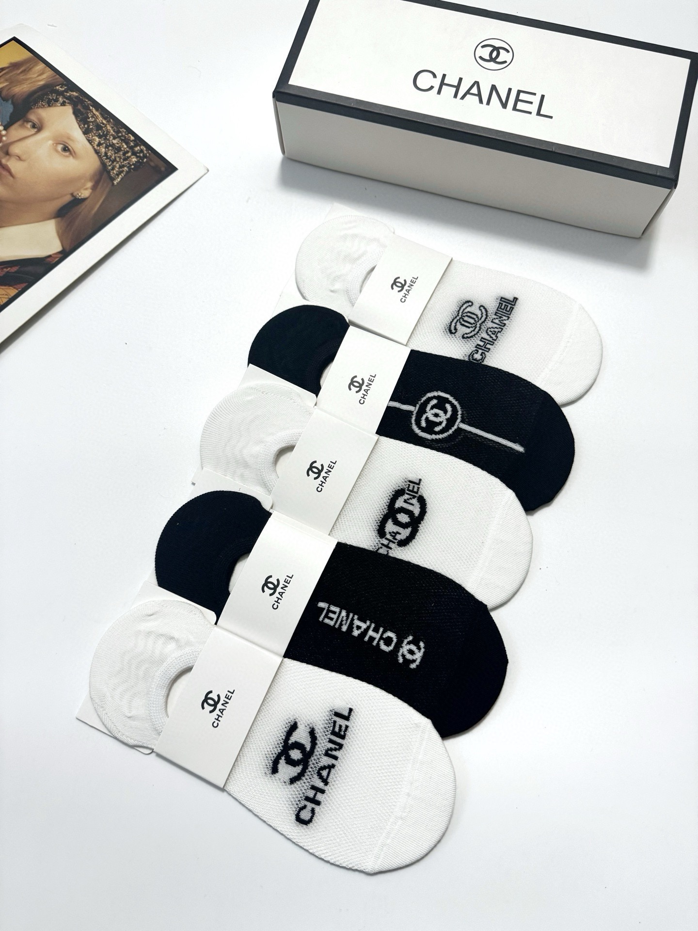 配包装🌟【一盒3双】🌟Gucci 古奇 爆款金银丝中筒袜 🔥双针 混纺金银丝材质，超完美结合，款式经典，