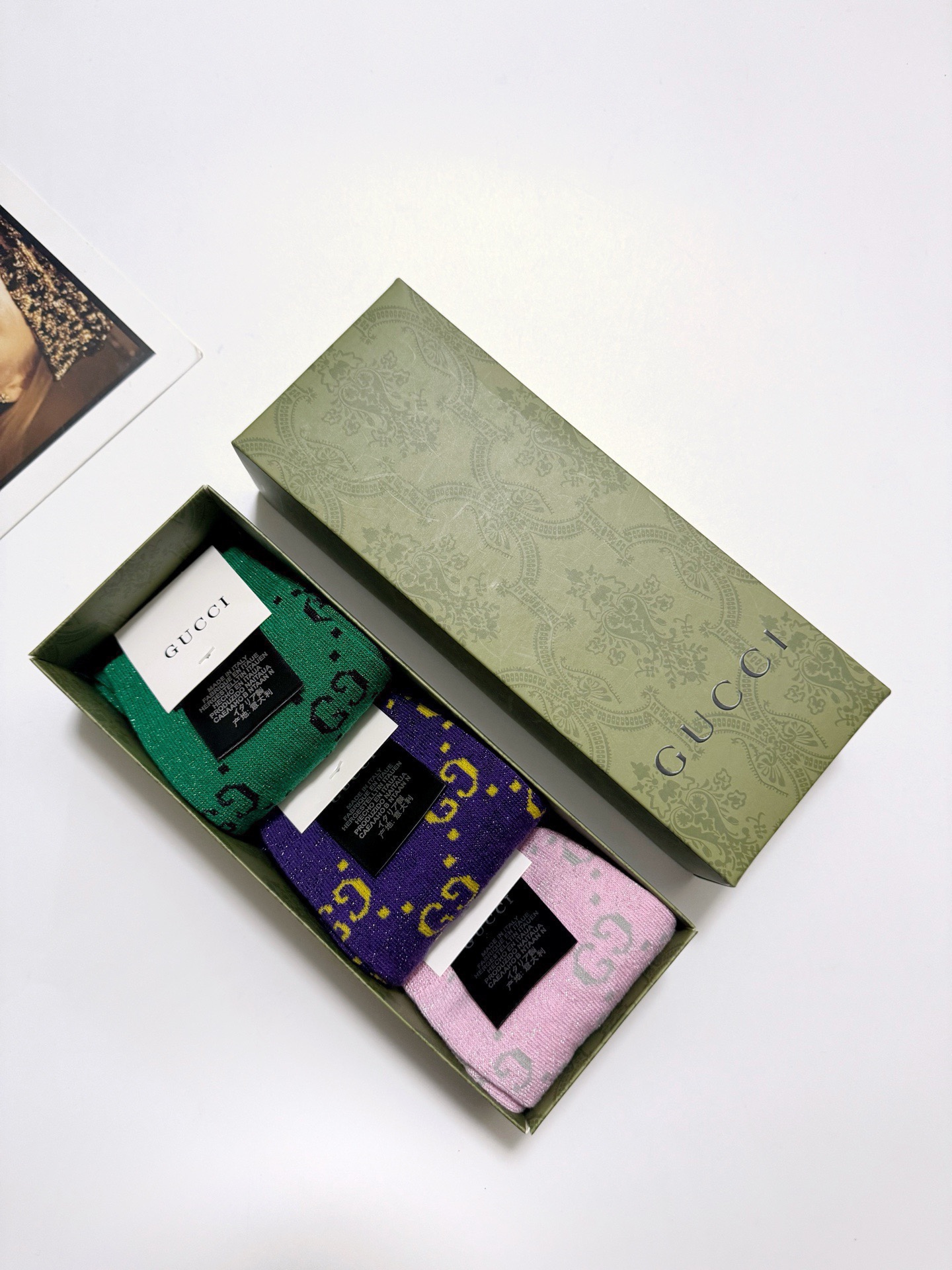 配包装🌟【一盒3双】🌟Gucci 古奇 爆款金银丝中筒袜 🔥双针 混纺金银丝材质，超完美结合，款式经典，