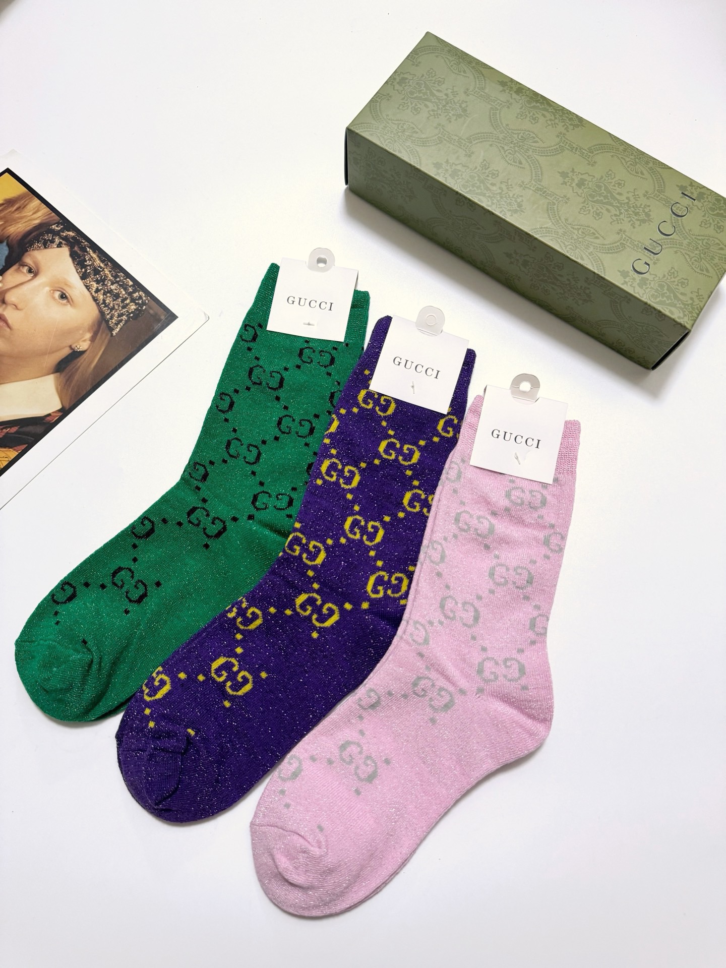 配包装🌟【一盒3双】🌟Gucci 古奇 爆款金银丝中筒袜 🔥双针 混纺金银丝材质，超完美结合，款式经典，