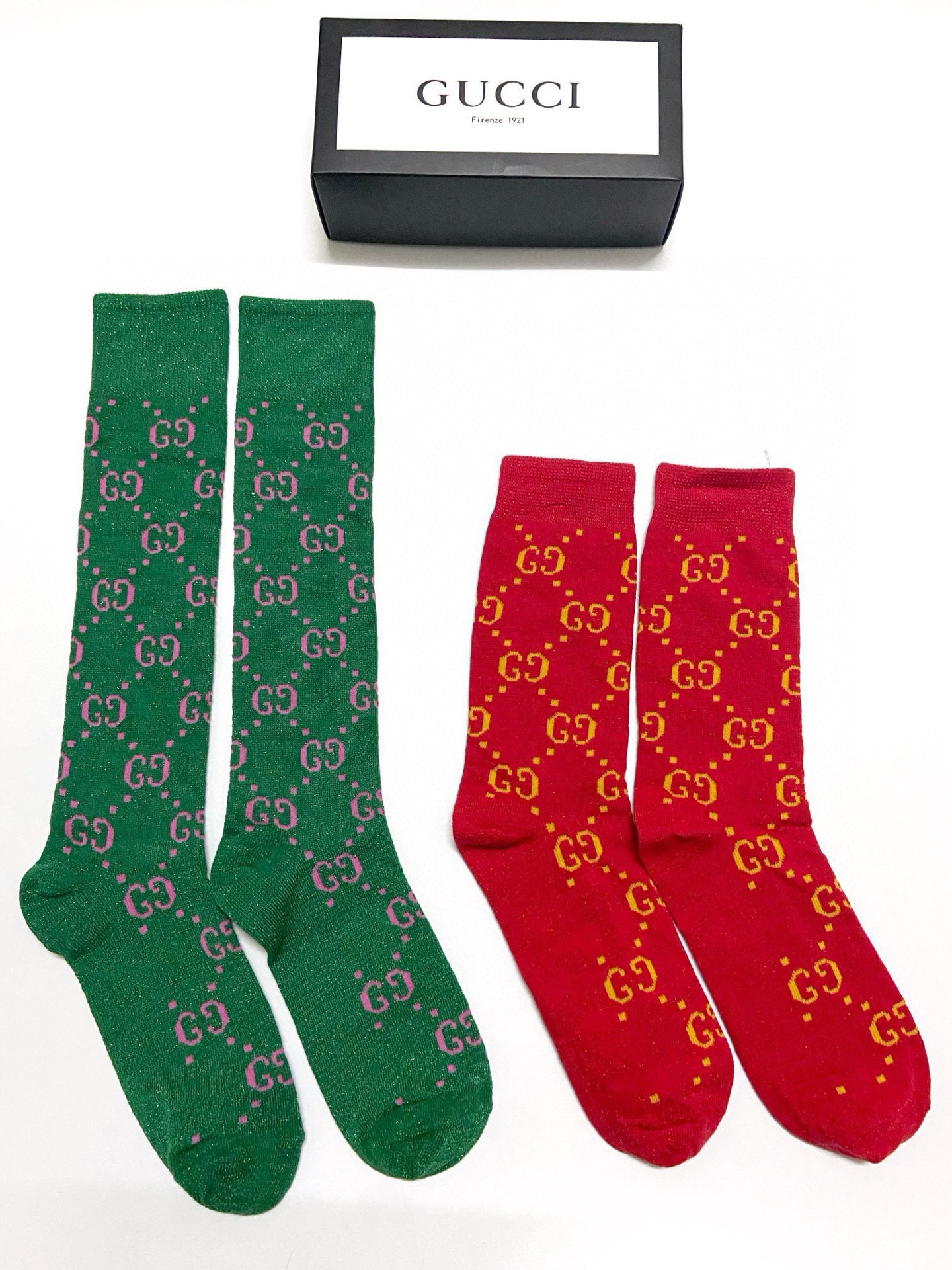 配包装🌟【一盒2 双】🌟Gucci 古奇 爆款金银丝长筒袜 中筒袜，超级火爆小腿袜🔥双针针织混纺金银丝材