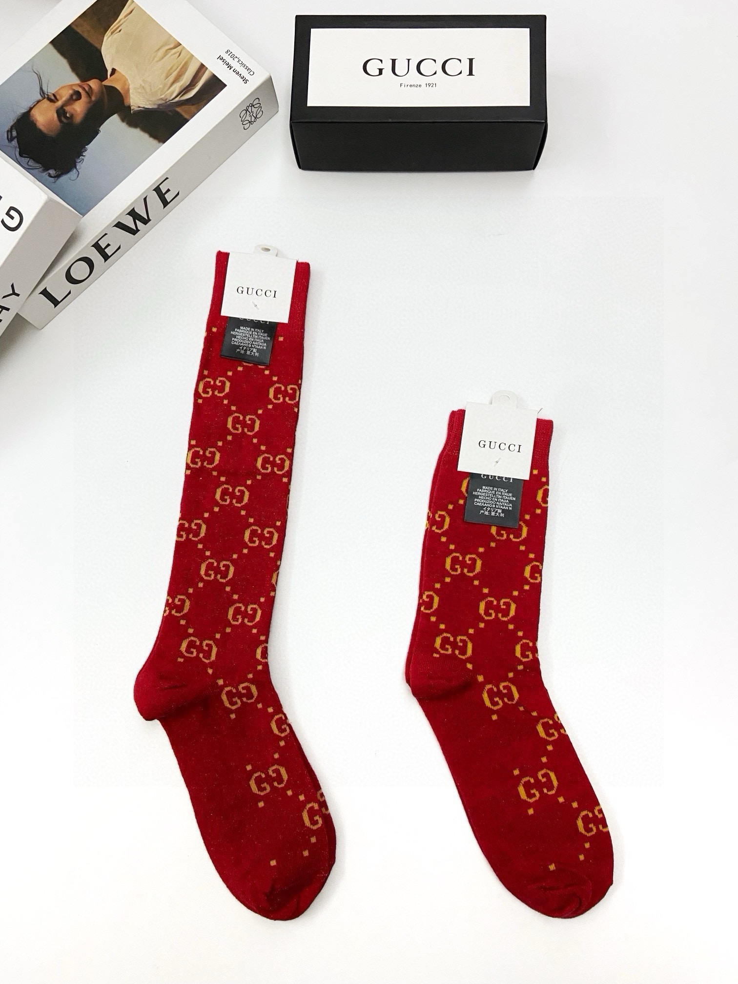 配包装🌟【一盒2 双】🌟Gucci 古奇 爆款金银丝长筒袜 中筒袜，超级火爆小腿袜🔥双针针织混纺金银丝材