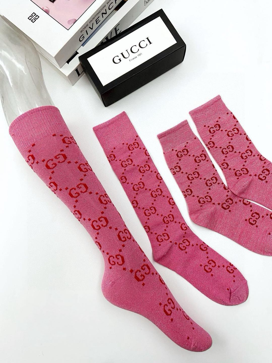 配包装🌟【一盒2 双】🌟Gucci 古奇 爆款金银丝长筒袜 中筒袜，超级火爆小腿袜🔥双针针织混纺金银丝材
