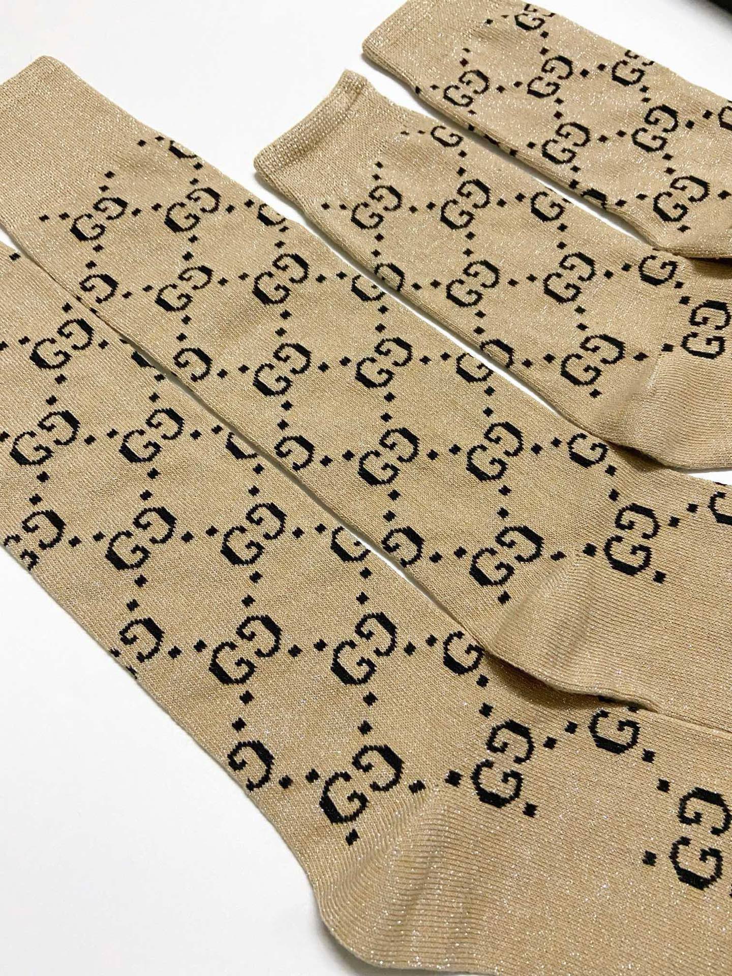 配包装🌟【一盒2 双】🌟Gucci 古奇 爆款金银丝长筒袜 中筒袜，超级火爆小腿袜🔥双针针织混纺金银丝材