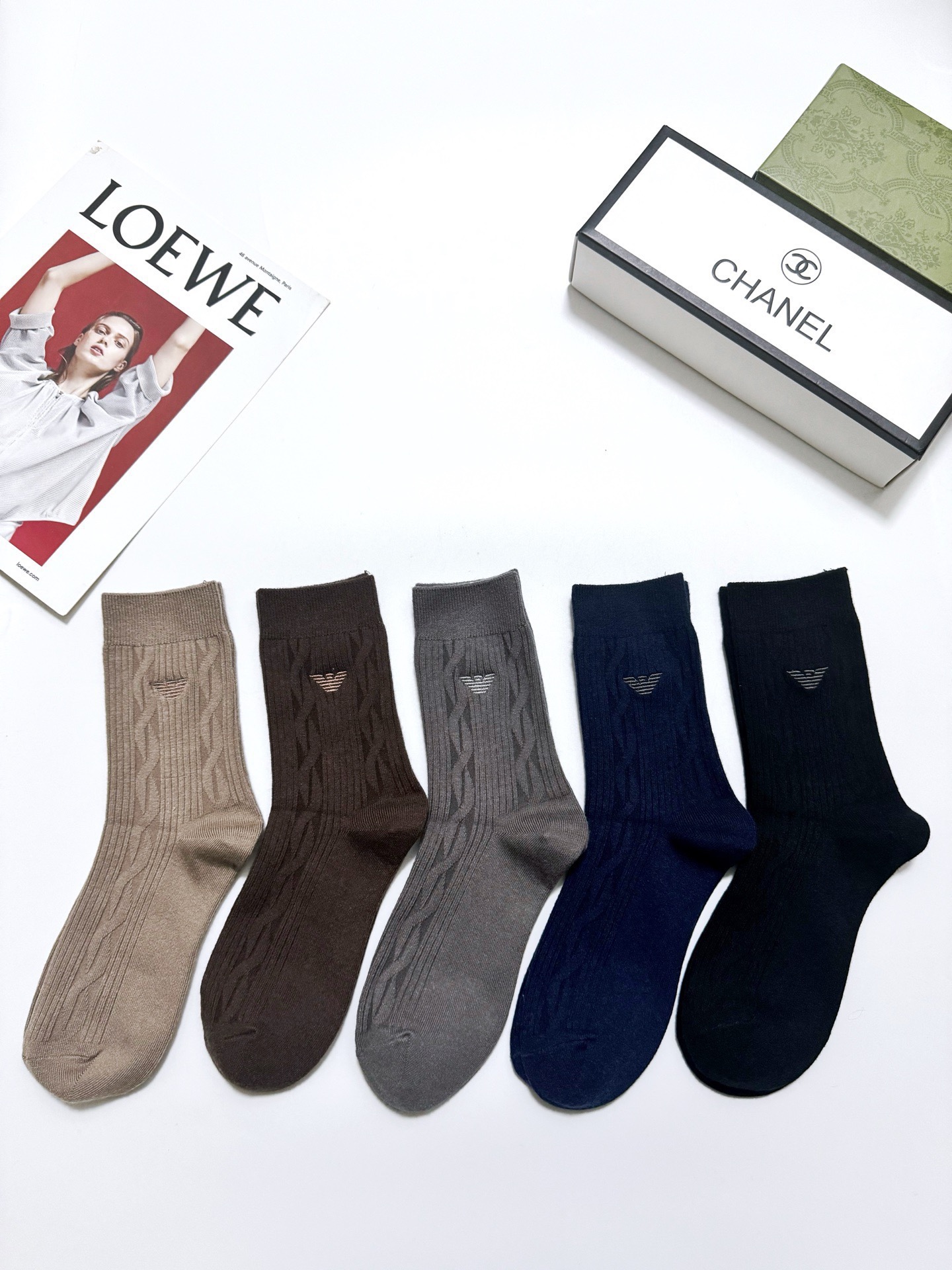 NO:702524,Comes with packaging [5 pairs in a box] Men’s welfare model Armani Armani classic embroidered letter logo cashmere blend mid-calf socks, soft and skin-friendly, ins super popular color, a must-have for fashionistas in autumn and winter, personalized fashionable and versatile, you deserve it Socks, stockings, socks, armani, armani, socks19860909配包装【一盒5 双】男士福利款 Armani 阿玛尼 经典刺绣字母logo 羊绒混纺中筒袜,软糯亲肤,ins超火爆配色 ,秋冬潮人必备 ,个性时尚百搭款,你值得拥有哦 袜子,丝袜,袜子,armani,armani,socks,accessory