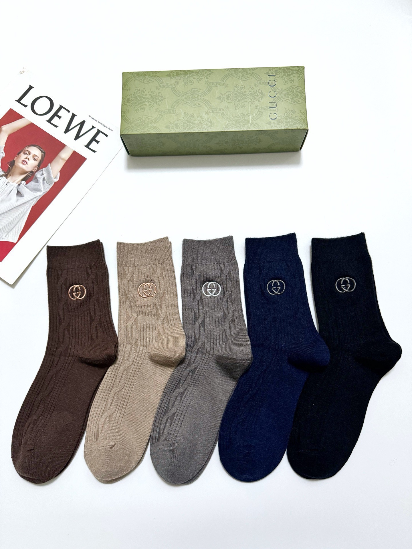 NO:766829,Comes with packaging [5 pairs in a box] Gucci classic embroidered letter logo cashmere blend mid-calf socks for men, soft and skin-friendly, ins super popular color, a must-have for fashionistas in autumn and winter, personalized fashionable and versatile, you deserve it Socks, stockings, socks, gucci, socks19860909配包装【一盒5 双】男士福利款 Gucci 古琦 经典刺绣字母logo 羊绒混纺中筒袜,软糯亲肤,ins超火爆配色 ,秋冬潮人必备 ,个性时尚百搭款,你值得拥有哦 袜子,丝袜,袜子,gucci,socks,accessory