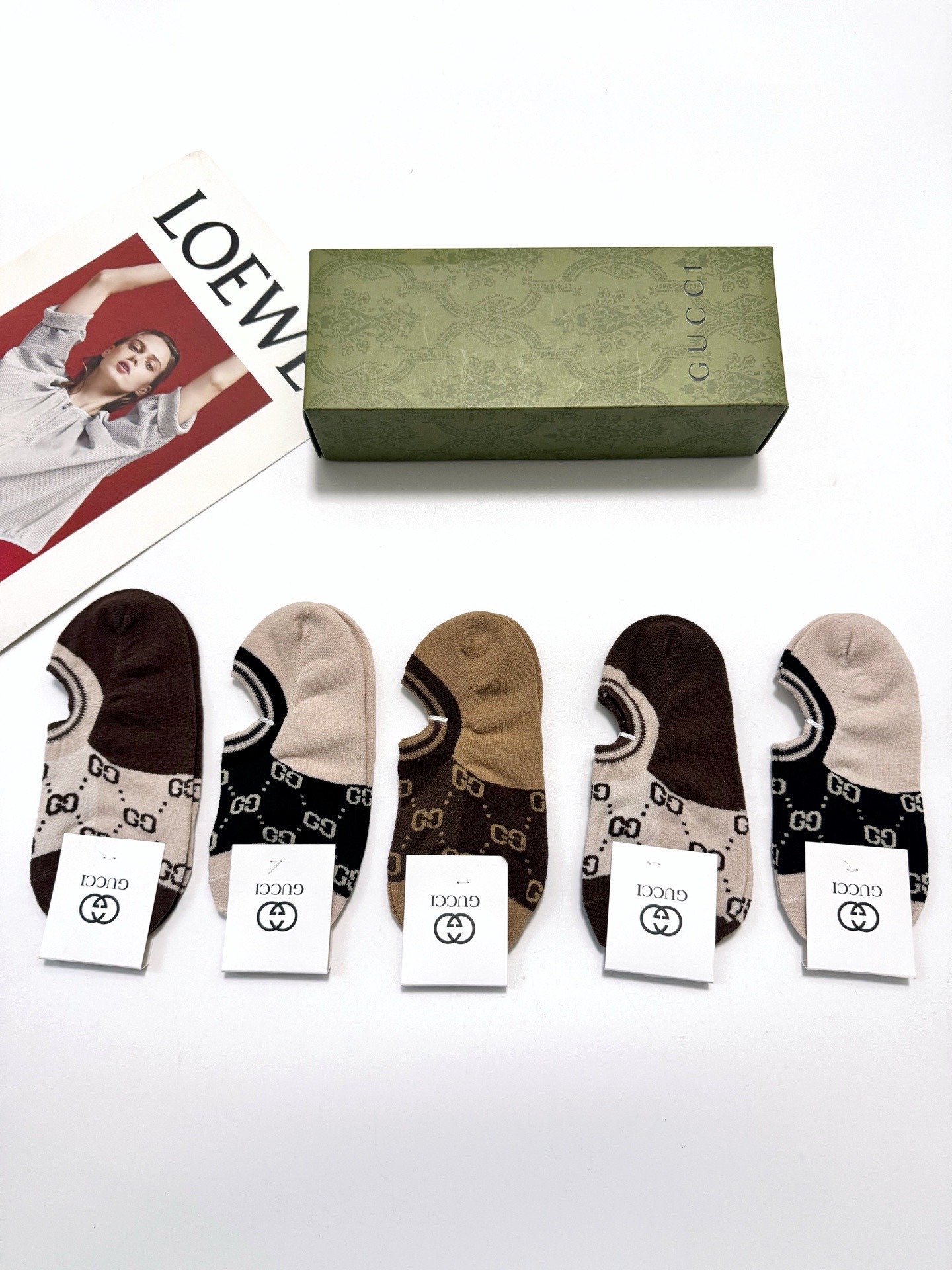 NO:768980,Comes with packaging [5 pairs in a box] Gucci Gucci classic letter logo pure cotton mesh boat socks, super elastic, size -40, ins super popular presbyopic design, a must-have for fashionistas, classic color matching, personalized, fashionable and versatile, you deserve it Socks, stockings, socks, Gucci, socks19860909配包装【一盒5双】 Gucci 古琦 经典字母logo 纯棉网眼船袜,超大弹力,-40码,ins超火爆老花设计,潮人必备 ,经典配色 个性时尚百搭款,你值得拥有哦袜子,丝袜,袜子,gucci,socks,accessory