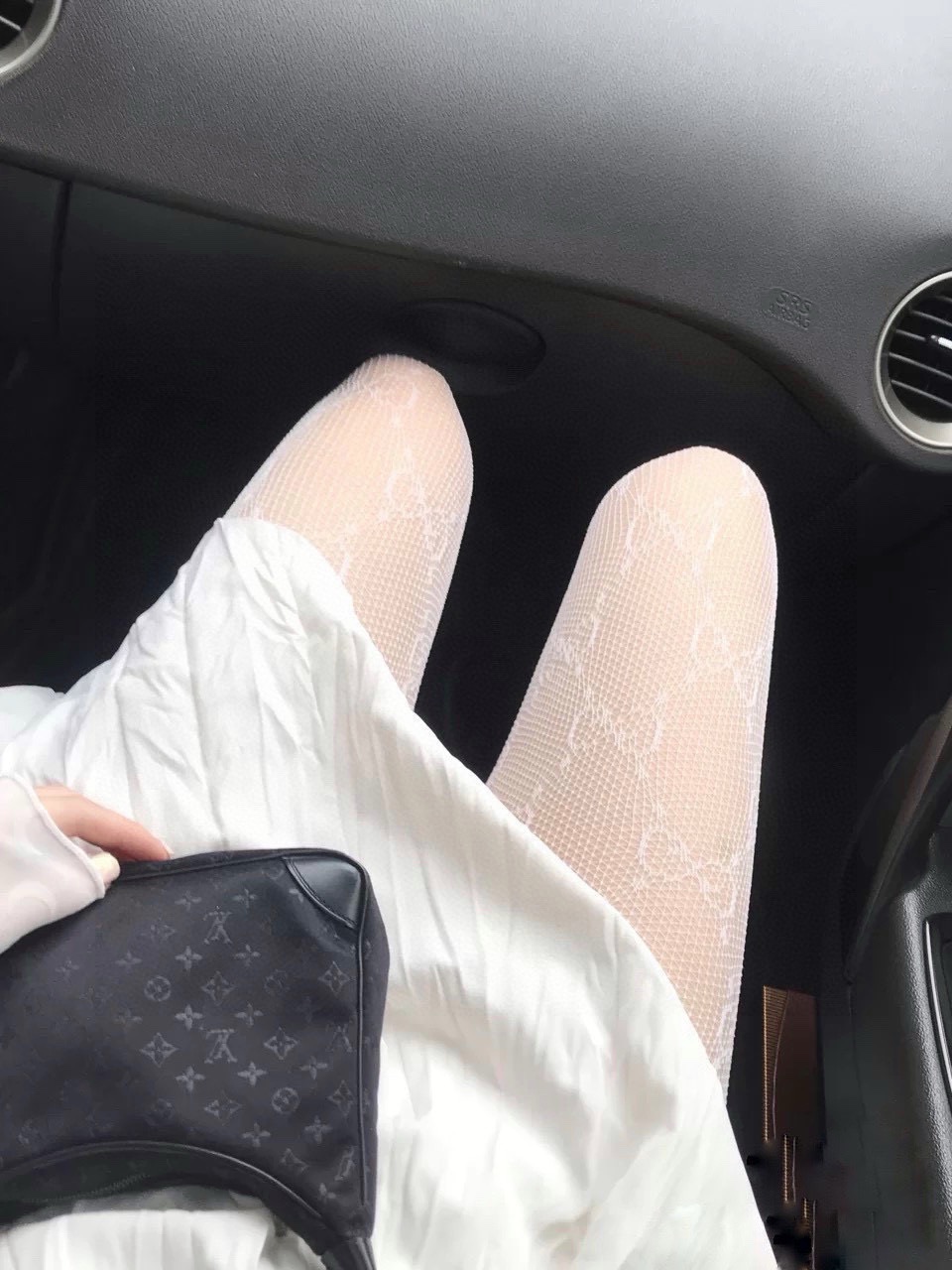 。配包装【一盒一双】🌟Gucci爆款双G字母网袜 🌟【腰部带logo】好看到爆炸 ，欧美大牌丝袜🔥🌟潮人