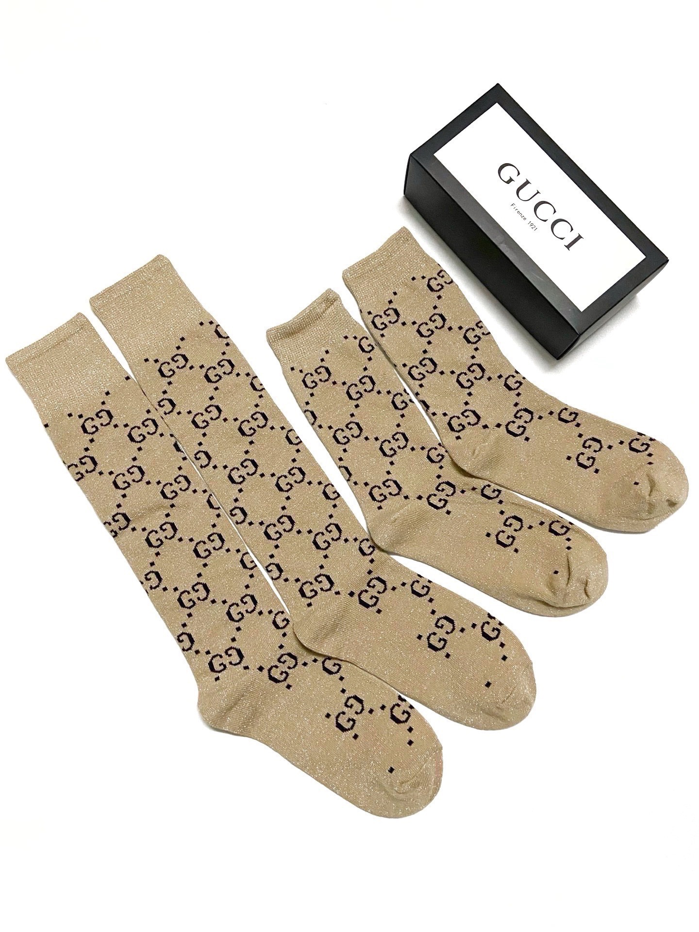 配包装🌟【一盒2 双】🌟Gucci 古奇 爆款金银丝长筒袜 中筒袜，超级火爆小腿袜🔥双针针织混纺金银丝材